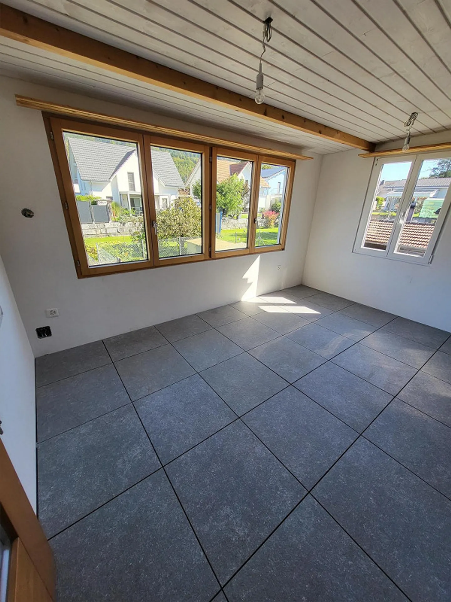 Appartement en duplex de 6,5 pièces fraîchement rénové dans un emplacement central - Photo 19 sur 20