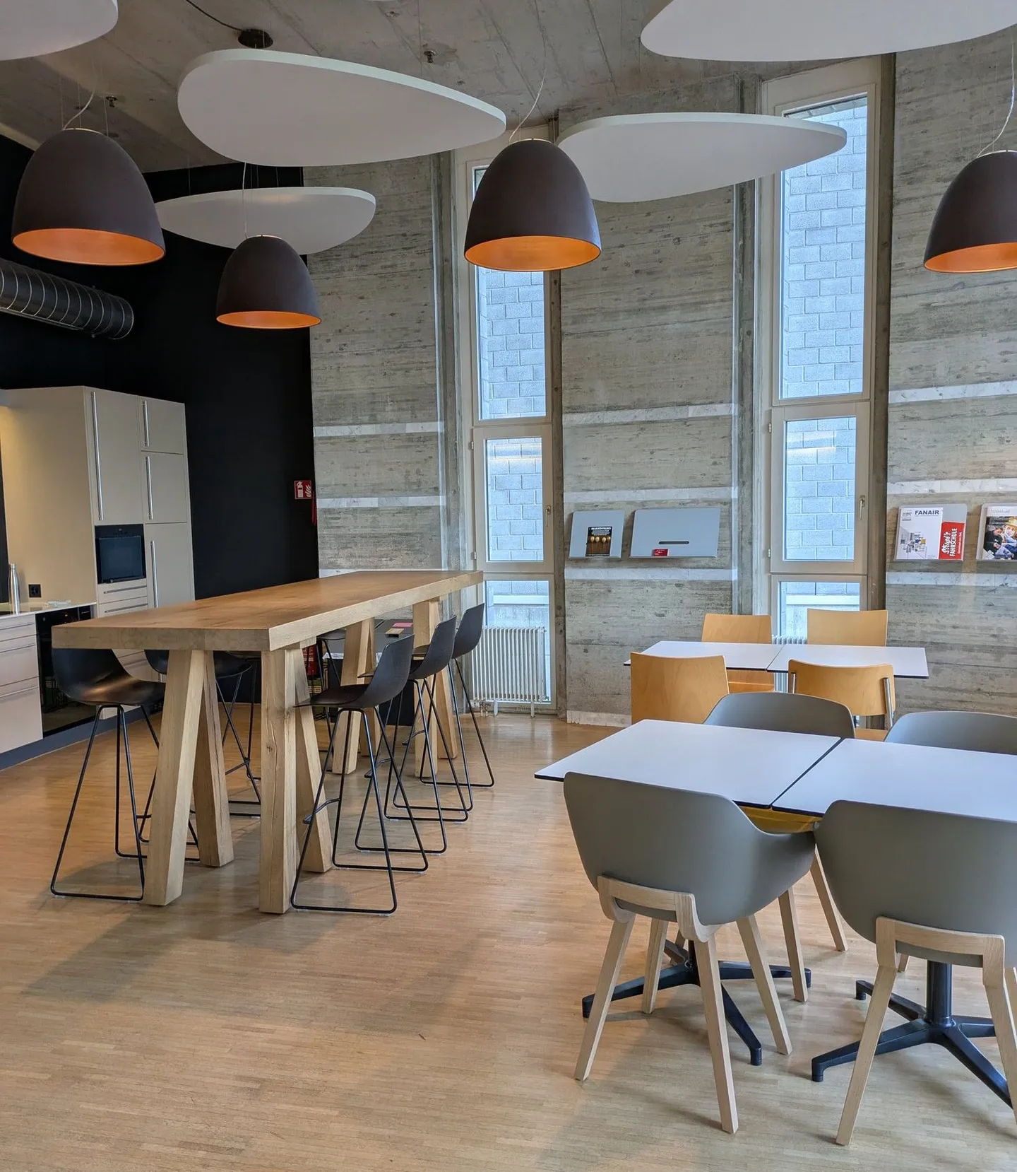 Bâtiment commercial - Photo 5 sur 7