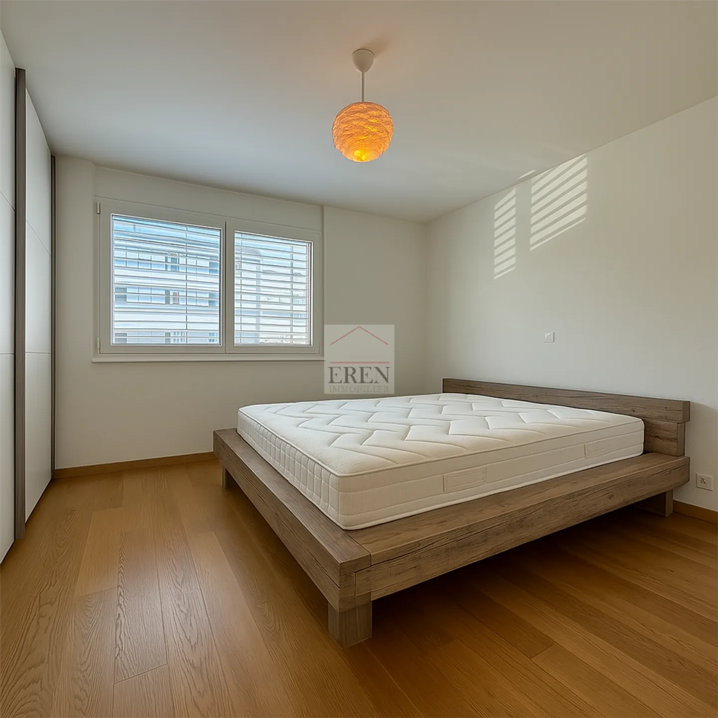 Magnificent and bright 3.5 rooms with large glass terrace with sliding glass - Photo 13 of 13