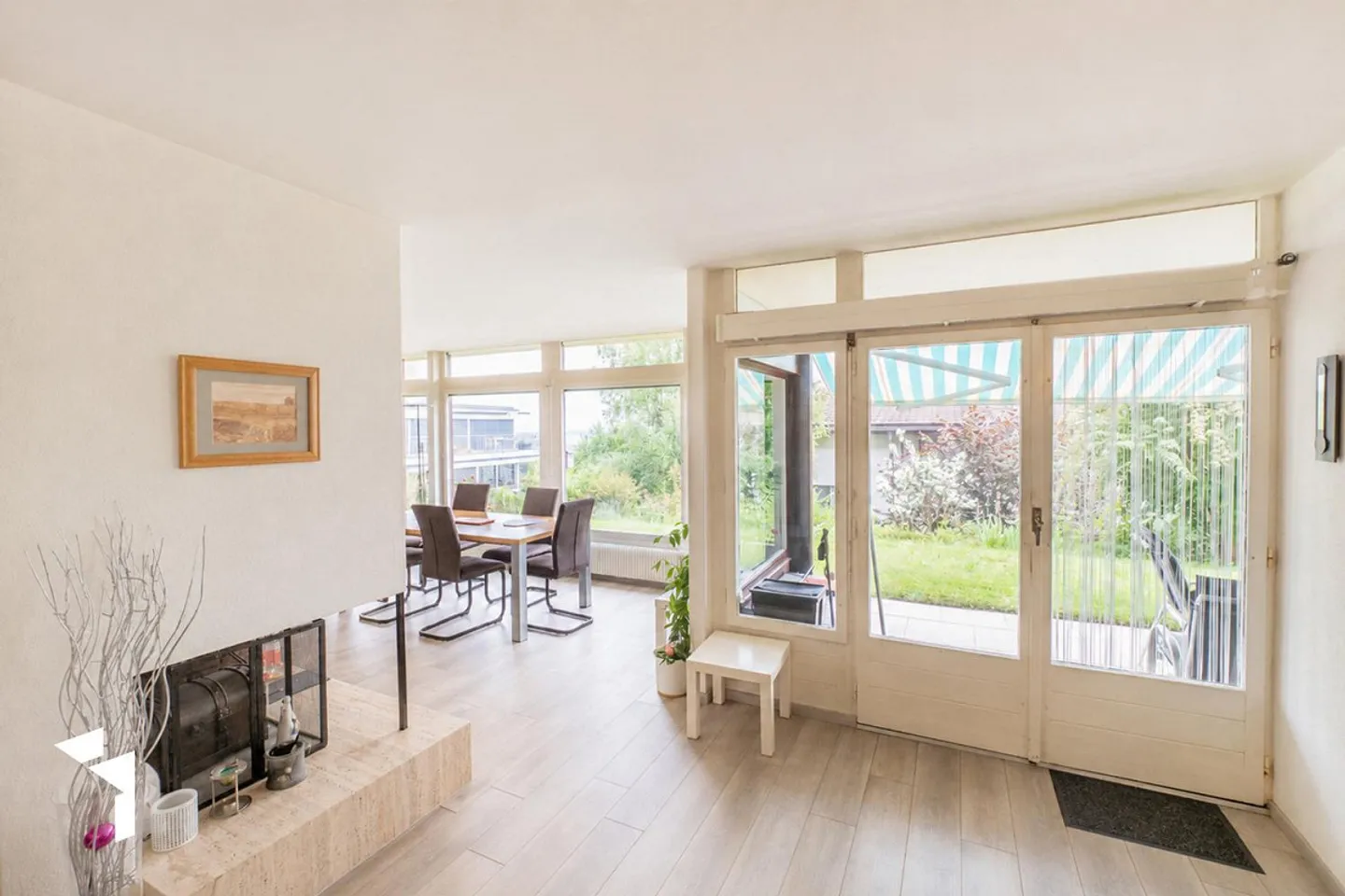 Fehr Immobilier - Appartement de jardin confortable de 4,5 pièces près de la lisière de la forêt - Photo 1 sur 13