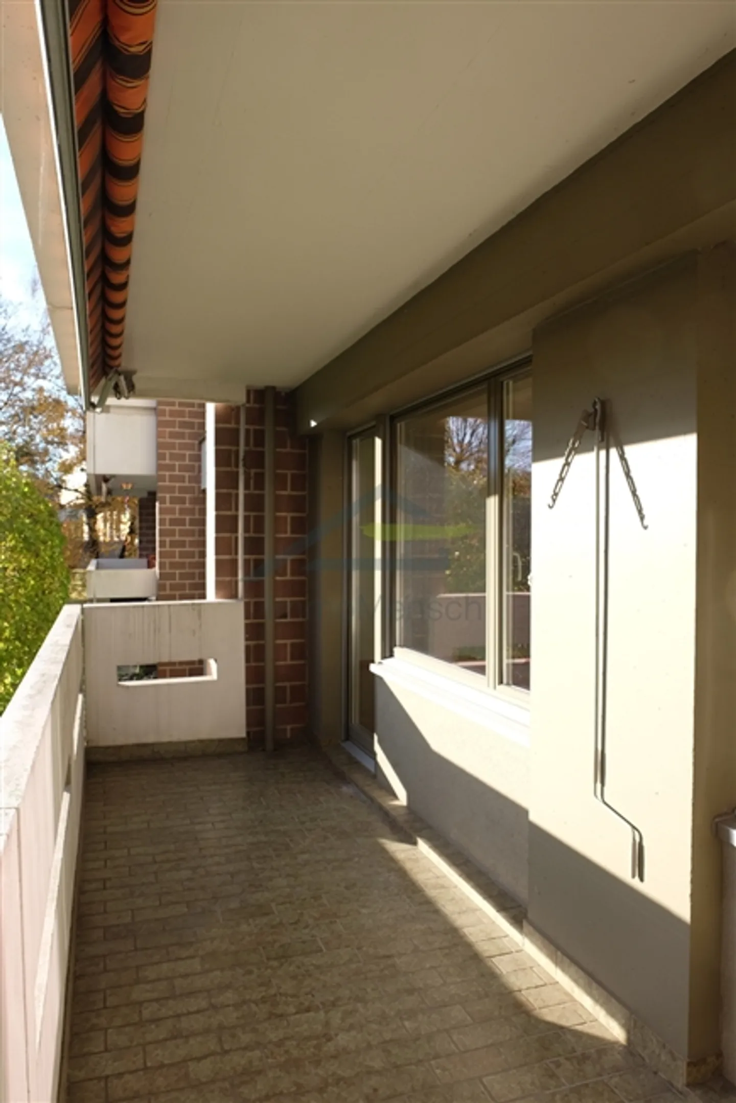 Grande appartement de 3.5 pièces (anciennement 4.5 pièces) dans le populaire Therwil - Photo 9 sur 9