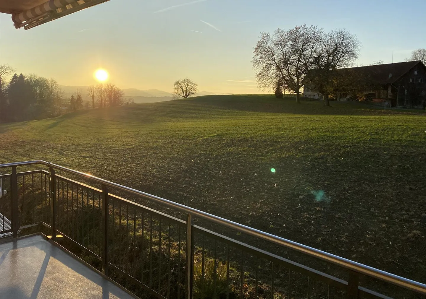 3.5 Room Apartment with Fantastic Views - Photo 5 of 15