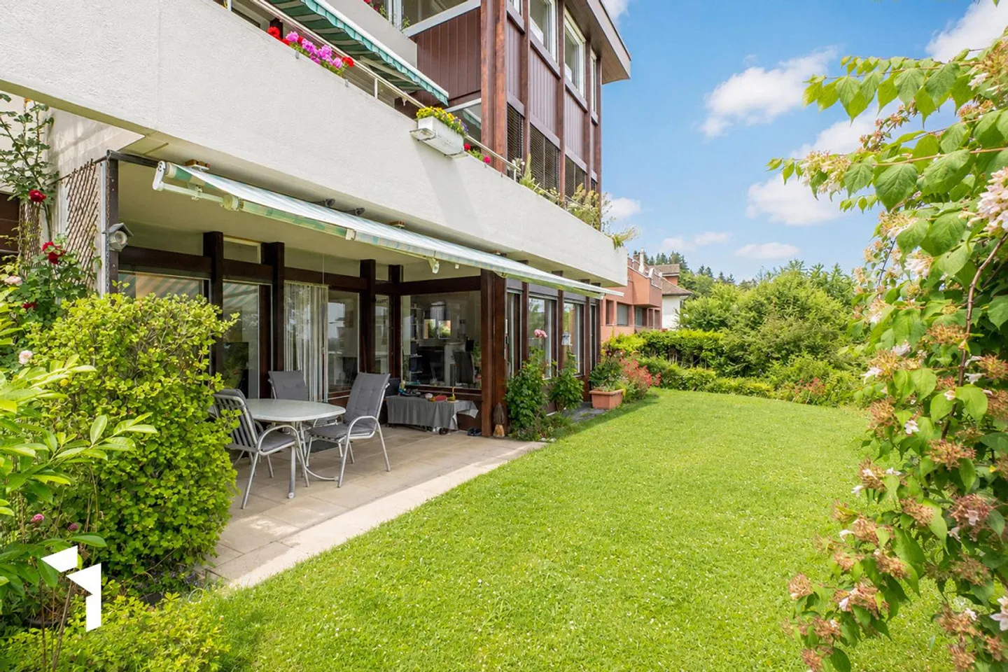 Fehr Immobilier - Appartement de jardin confortable de 4,5 pièces près de la lisière de la forêt - Photo 12 sur 13