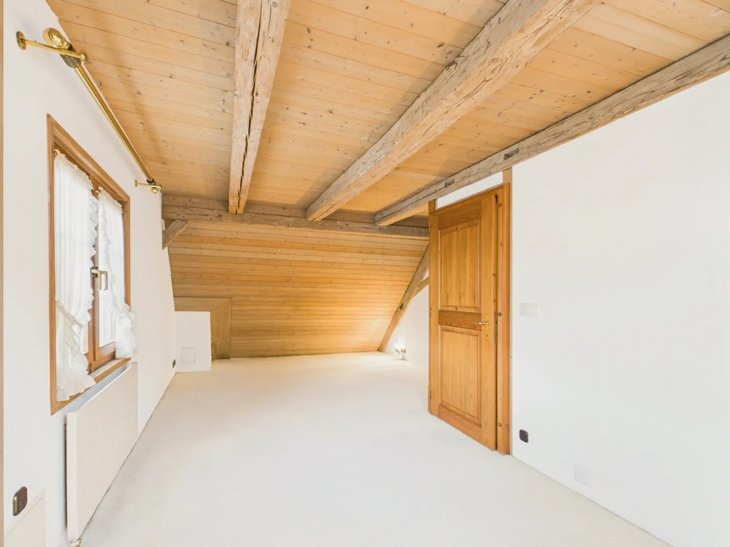 Appartement en Attique Unique de 5.5 Pièces - Photo 12 sur 13
