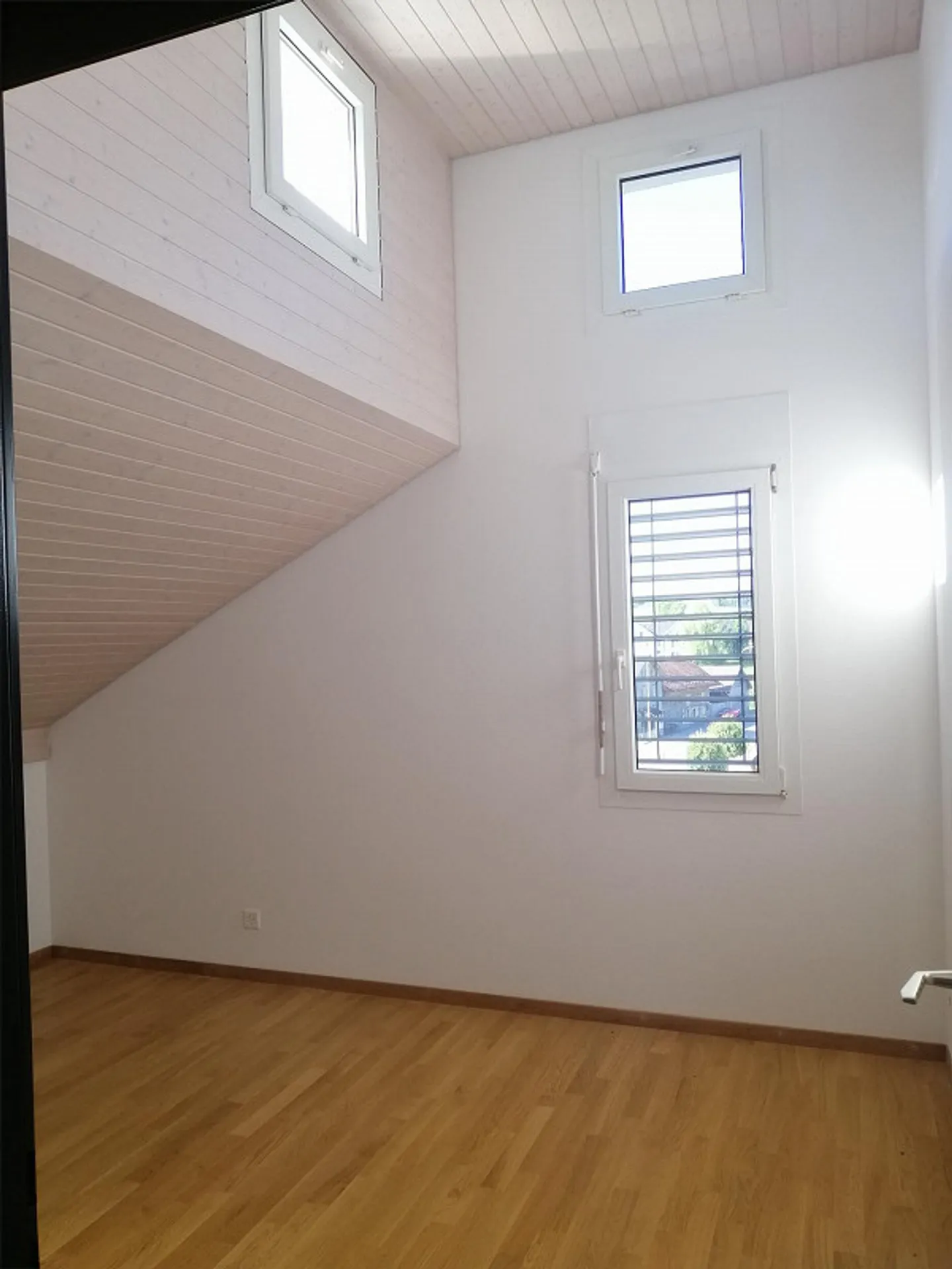 3.5 Room Apartment with Fantastic Views - Photo 13 of 15