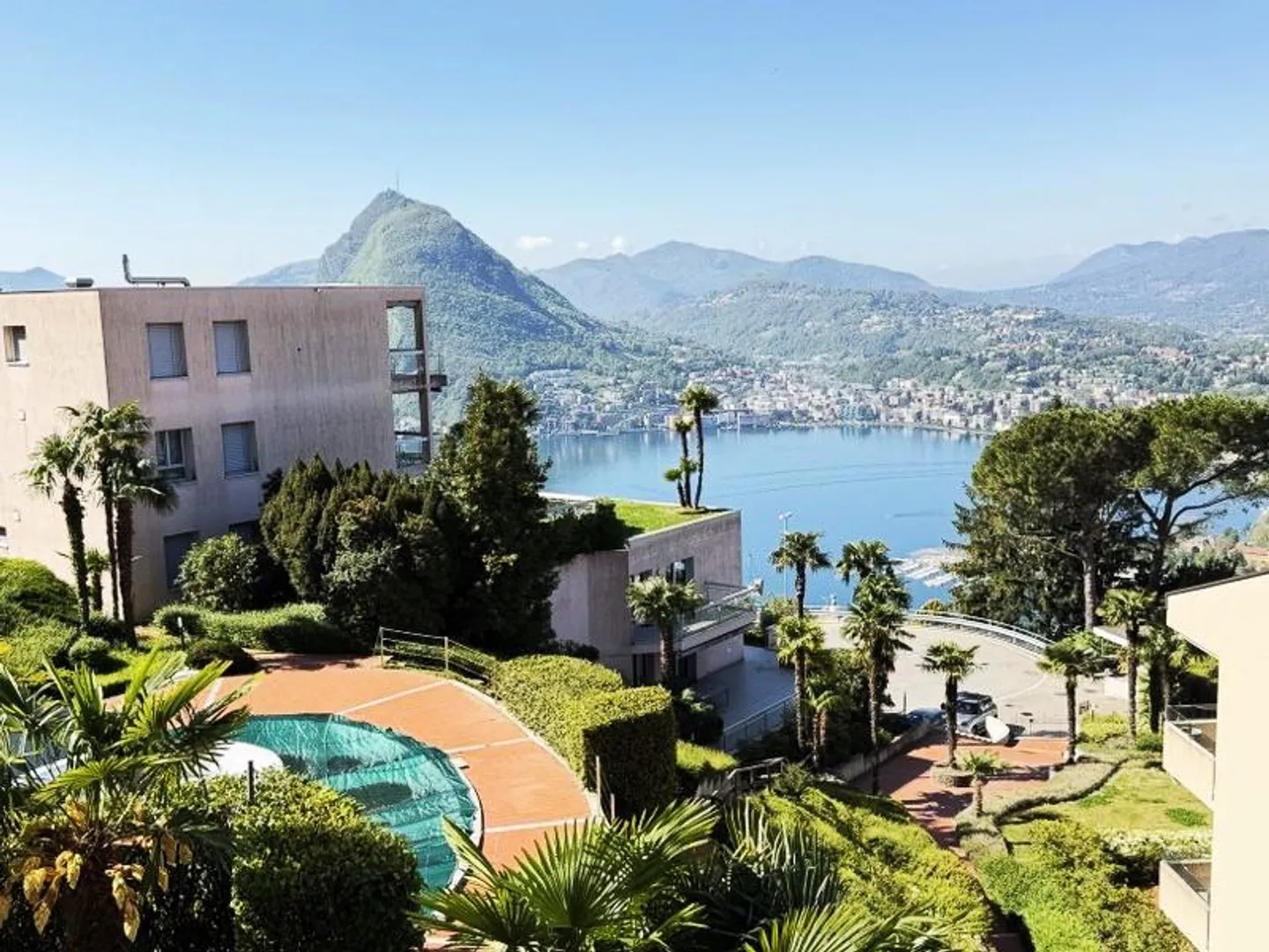 VILLA DE CHARME AVEC VUE SUR LE LAC - MONTE BRÈ - Photo 9 sur 13