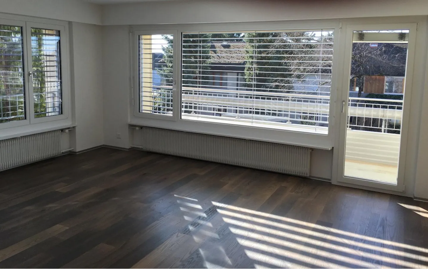 Well-maintained 3.5-room apartment with high comfort in Bolligen - Photo 2 of 7