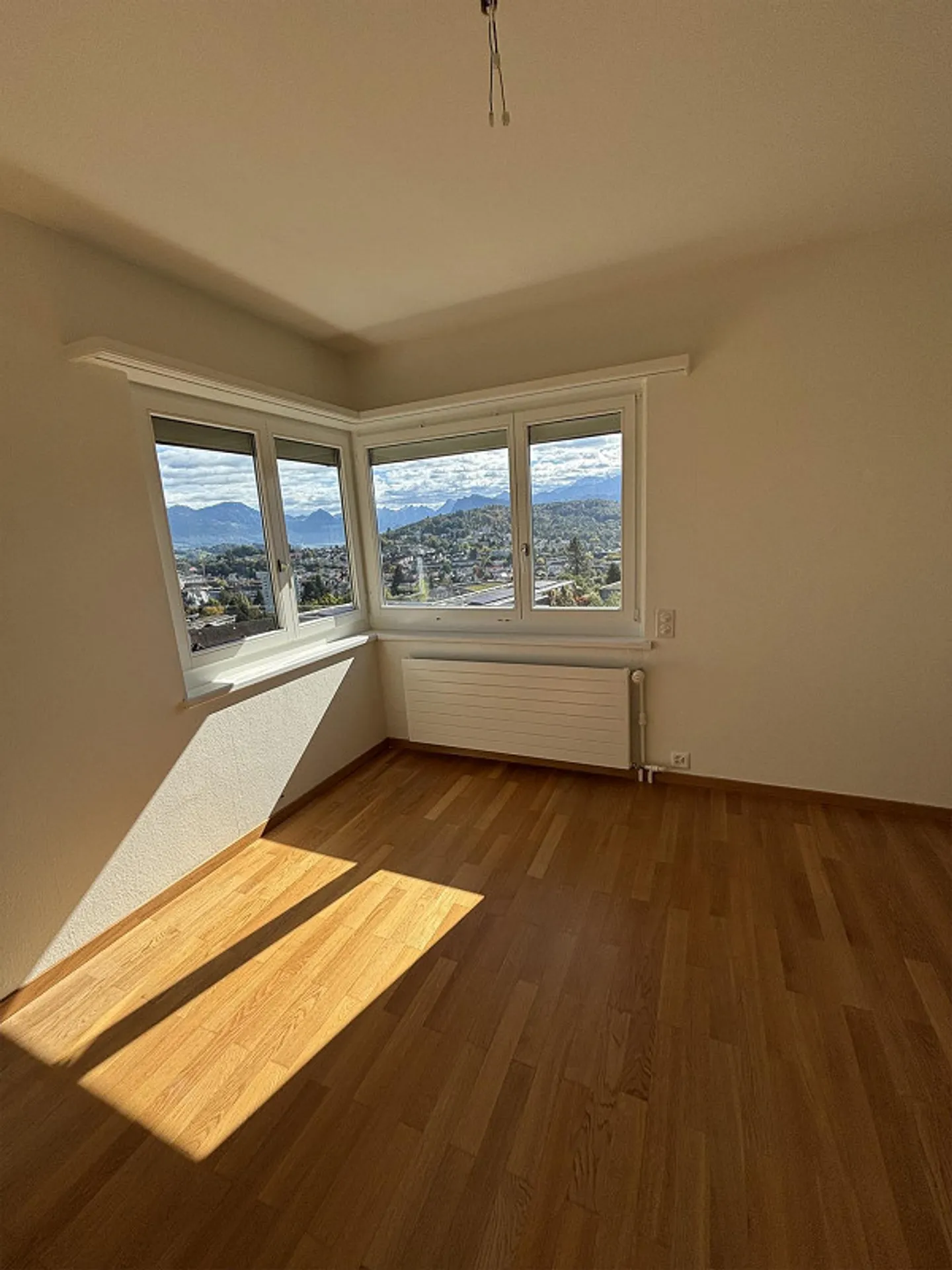 Sonnig, stilvoll, grosszügig – Ihr neues Zuhause mit Wohlfühlgarantie - Foto 12 von 14