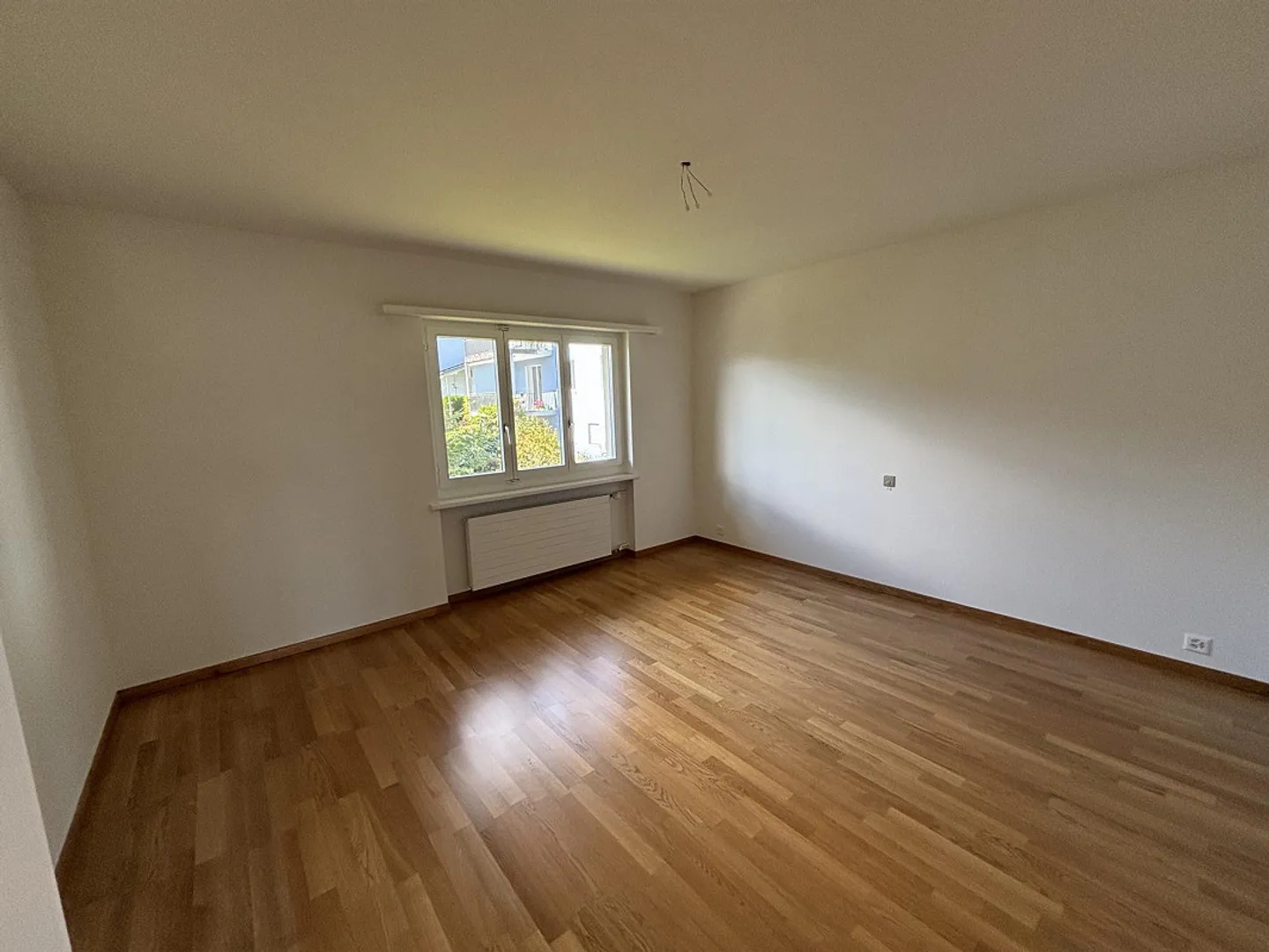 Sonnig, stilvoll, grosszügig – Ihr neues Zuhause mit Wohlfühlgarantie - Foto 13 von 14