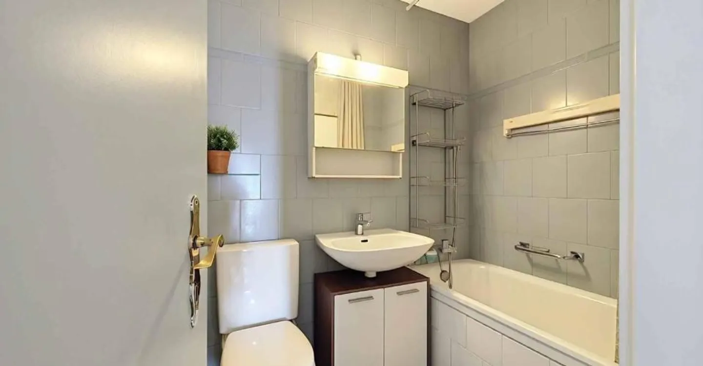 Charmante Wohnung mit Seeblick - Foto 8 von 9