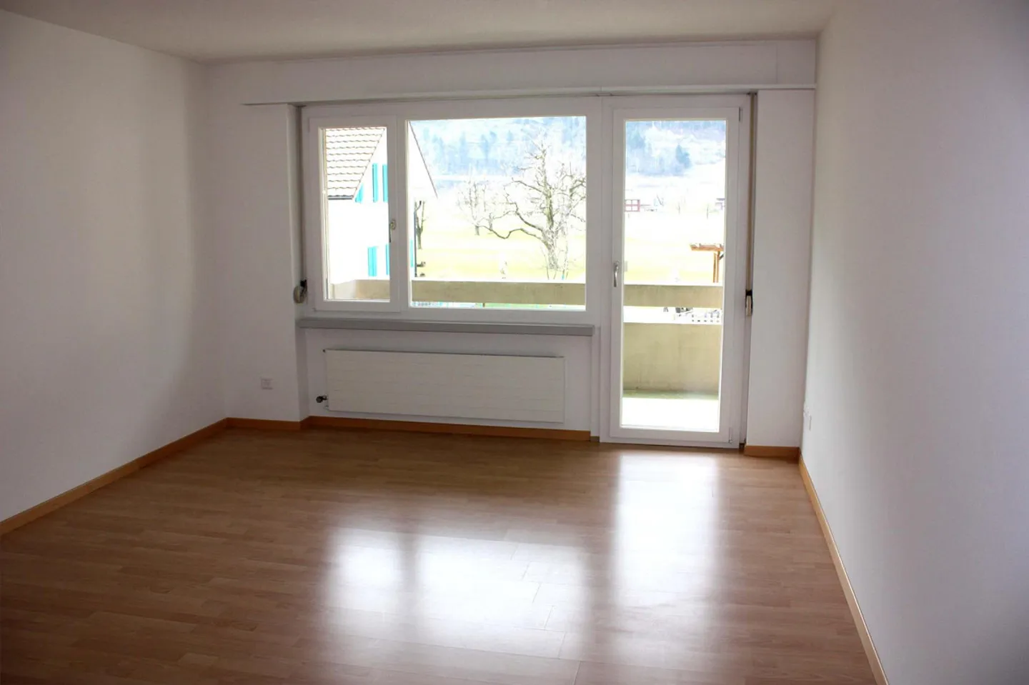 Family-friendly living in a quiet neighborhood in Arth - Photo 4 of 10