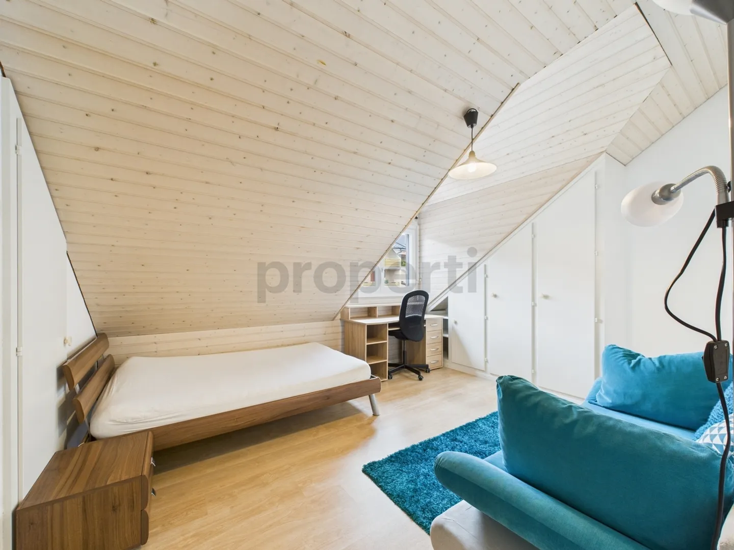 103 m² despace et de confort  Attique meublé à Arzier-Le Muids - Photo 7 sur 11