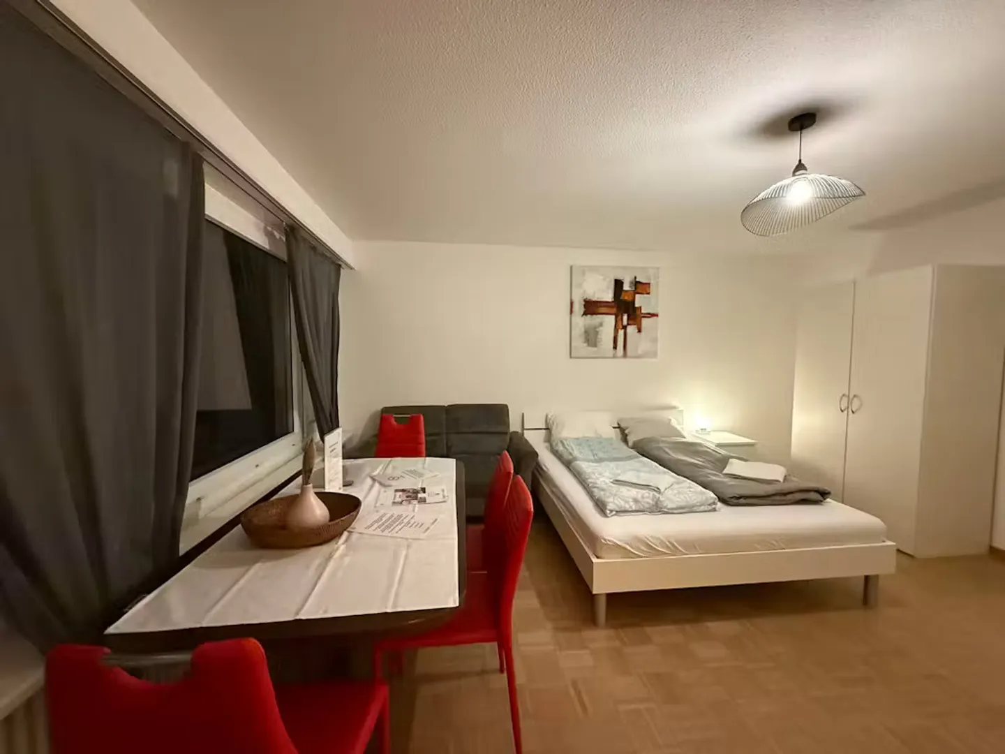 Charmantes Chalet in Dübendorf - Foto 3 von 10
