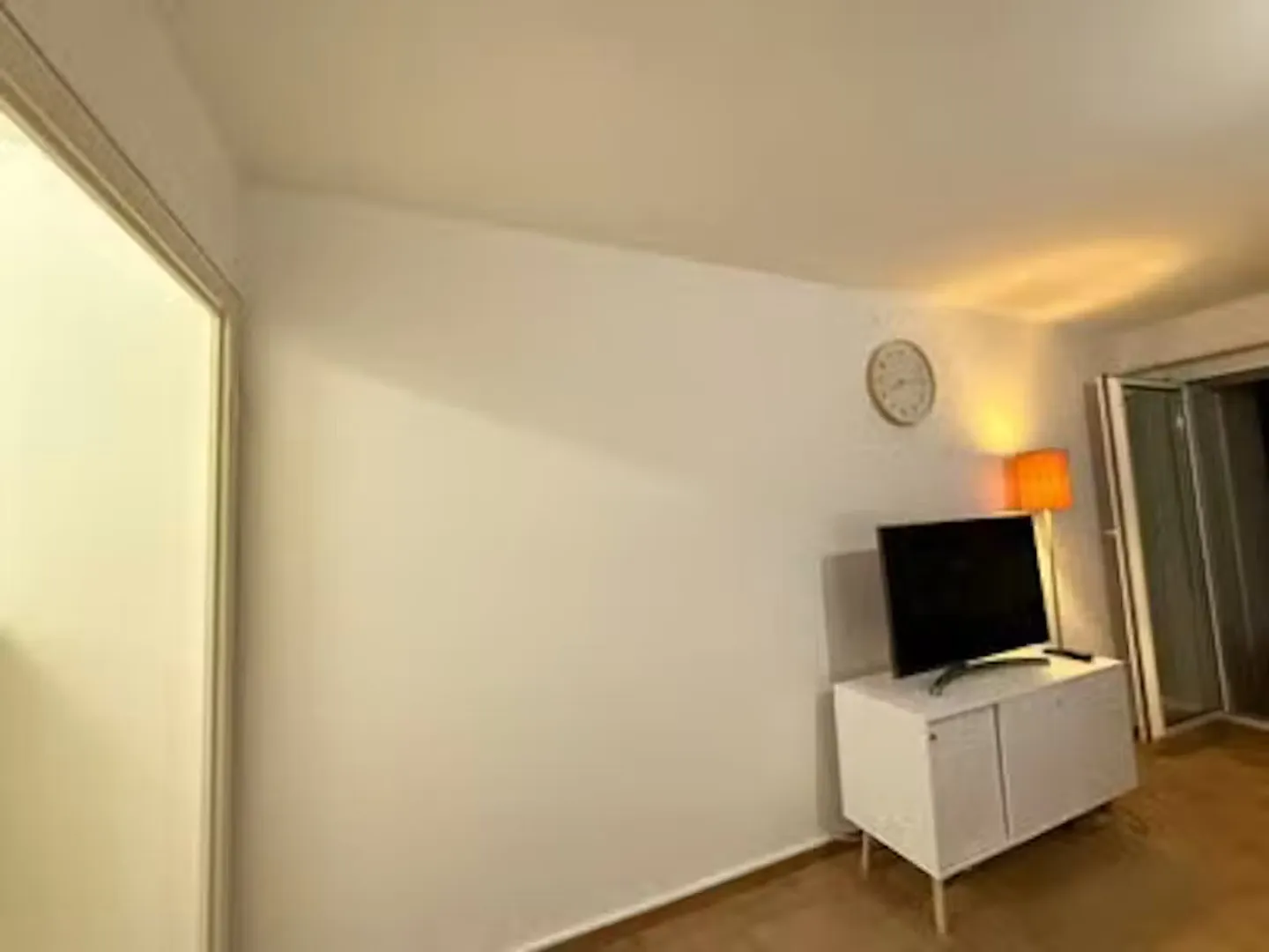 Charmantes Chalet in Dübendorf - Foto 6 von 10