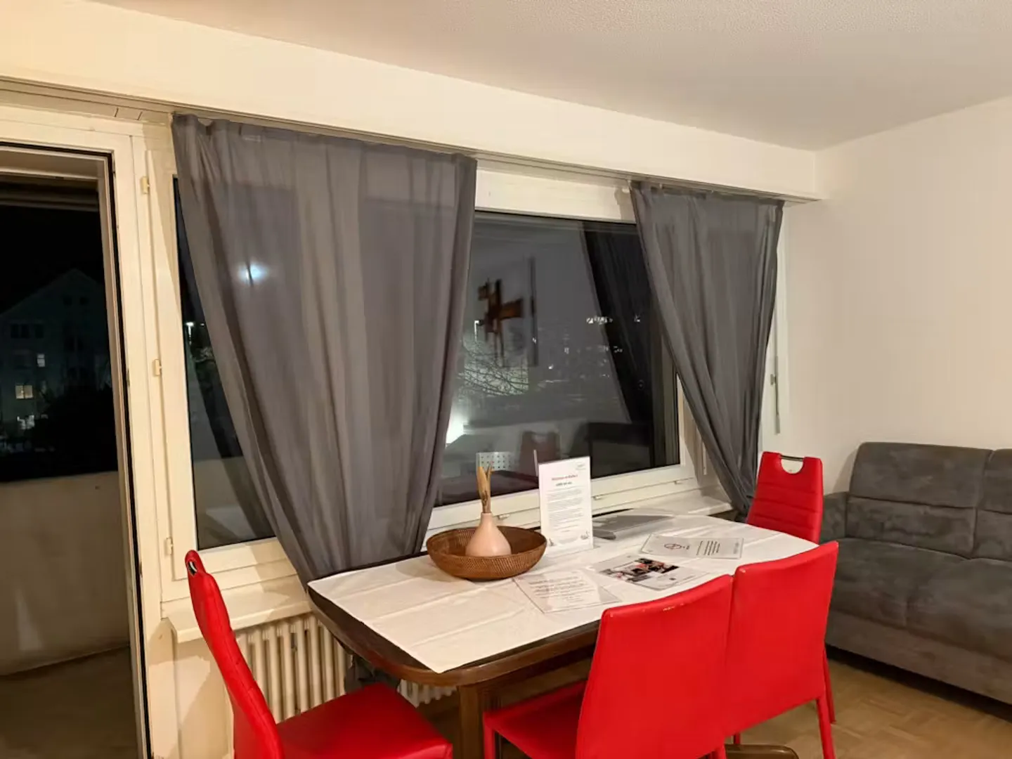 Charmantes Chalet in Dübendorf - Foto 7 von 10