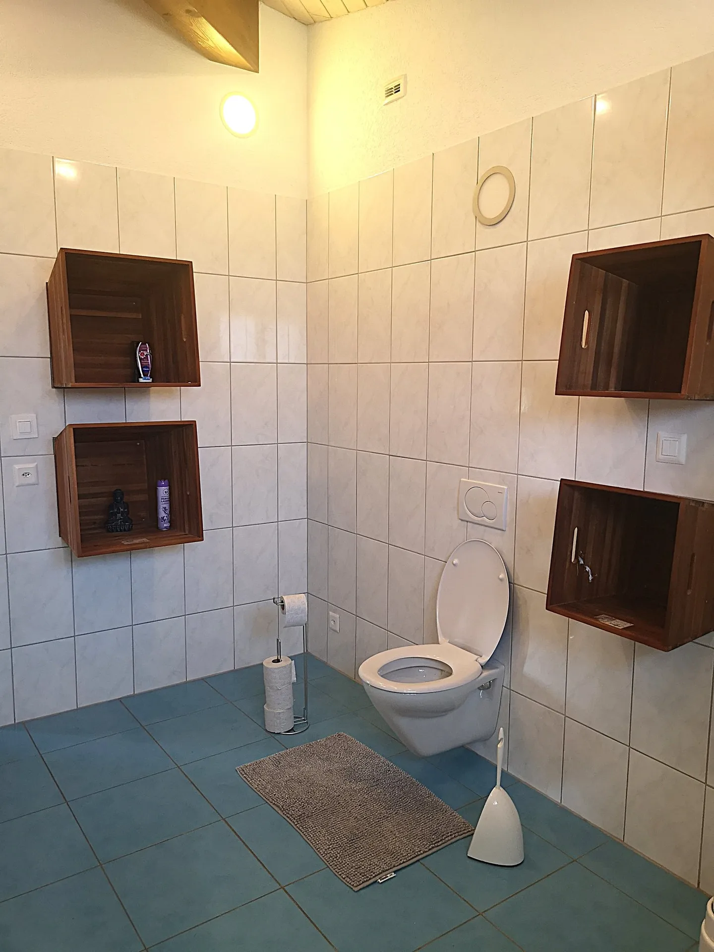 Grande casa familiare con 8,5 stanze a Lajoux, possibilità di affittare camere per gli ospiti - Foto 45 di 63