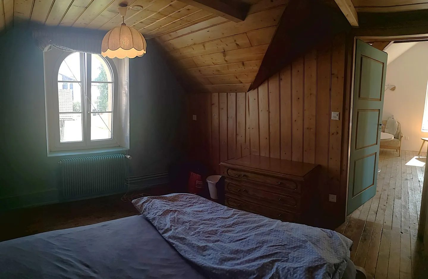 Grande casa familiare con 8,5 stanze a Lajoux, possibilità di affittare camere per gli ospiti - Foto 52 di 63