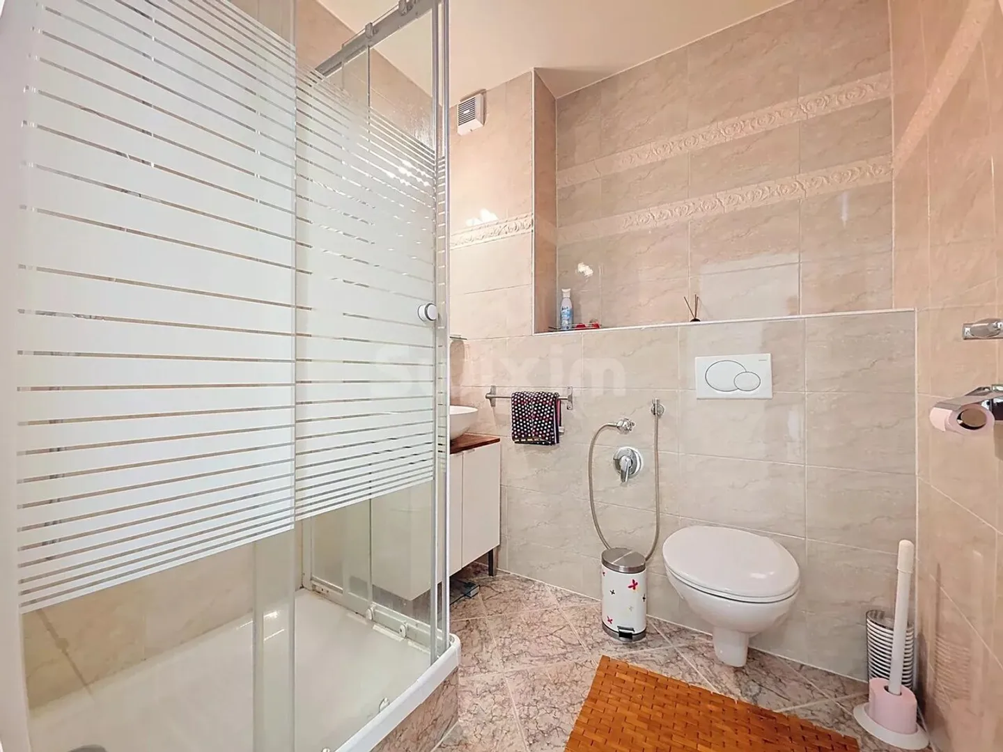 3,5 stanze arredate Genthod a breve termine - Foto 6 di 6