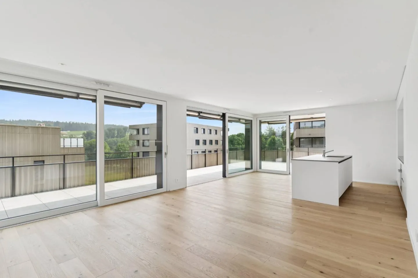 Exceptional penthouse with panoramic view in a modern eco-neighborhood - Photo 1 of 13