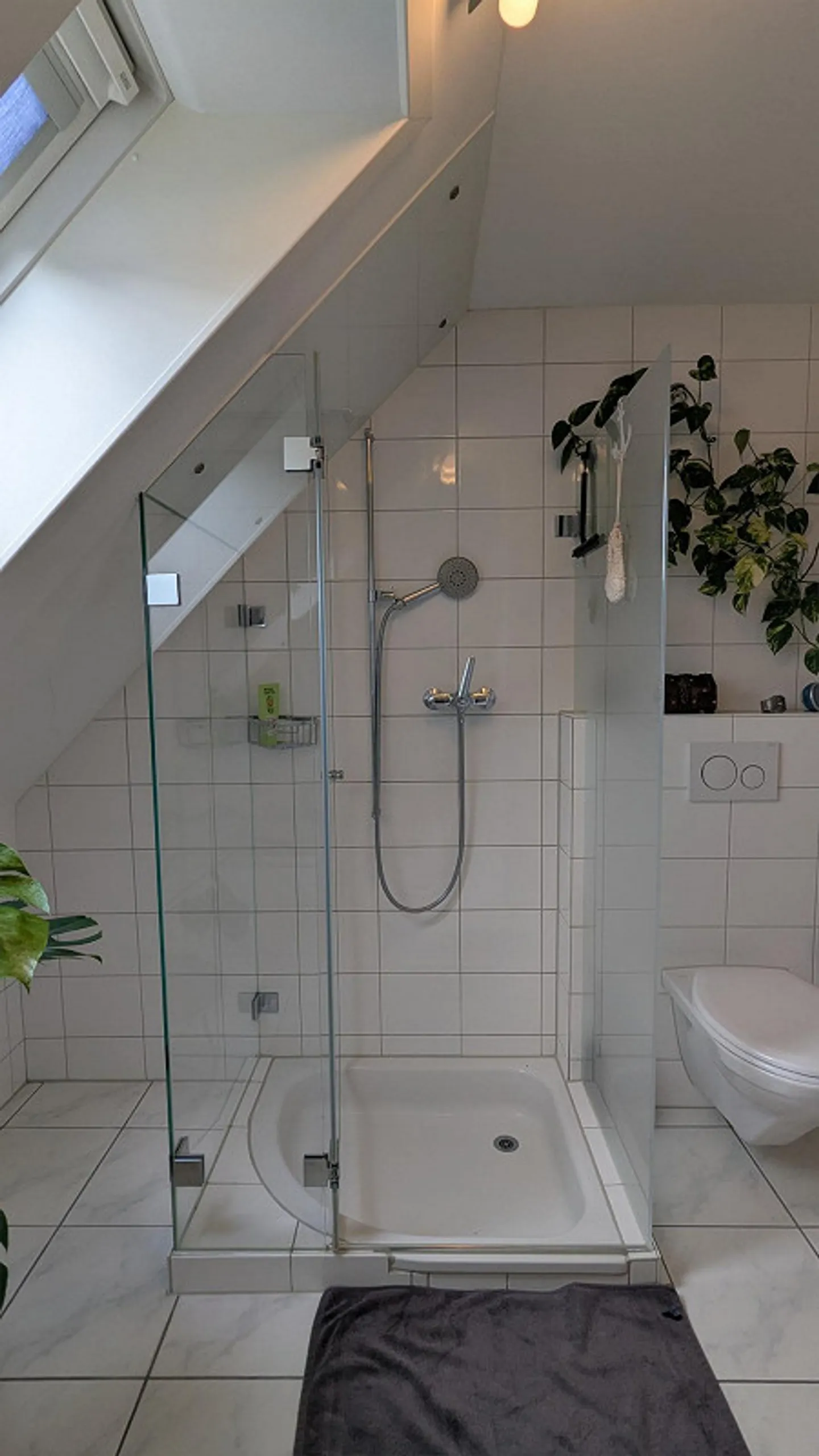 Appartamento attico attraente di 4 1/2 locali con galleria - Foto 10 di 12