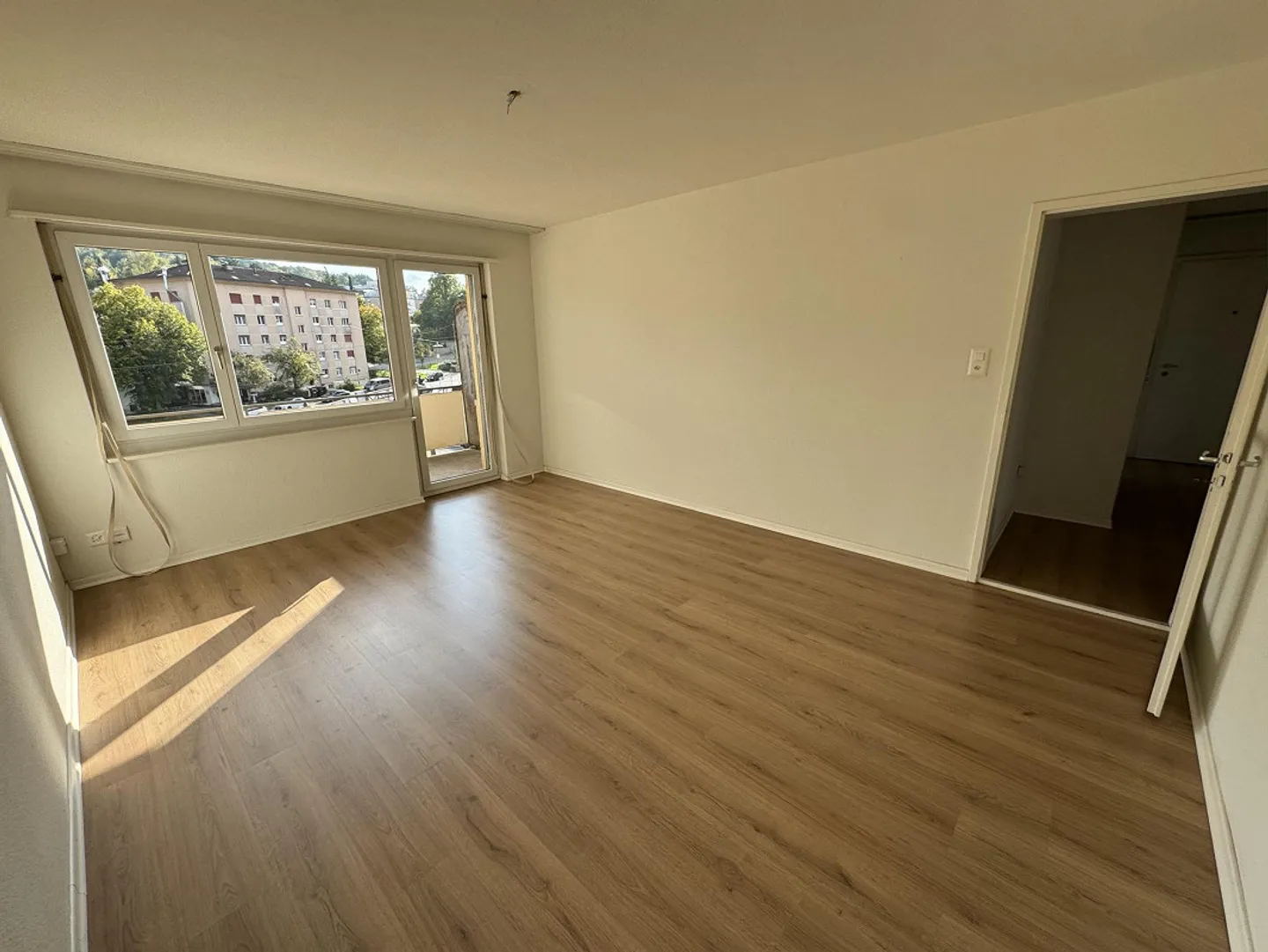 Appartement spacieux de 2.0 pièces à Schlieren (temporaire) - Photo 4 sur 7