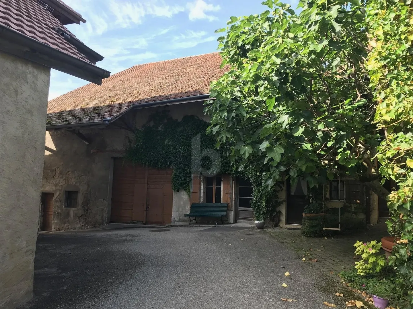 BAUERNHAUS ZU RENOVIEREN - Foto 1 von 4