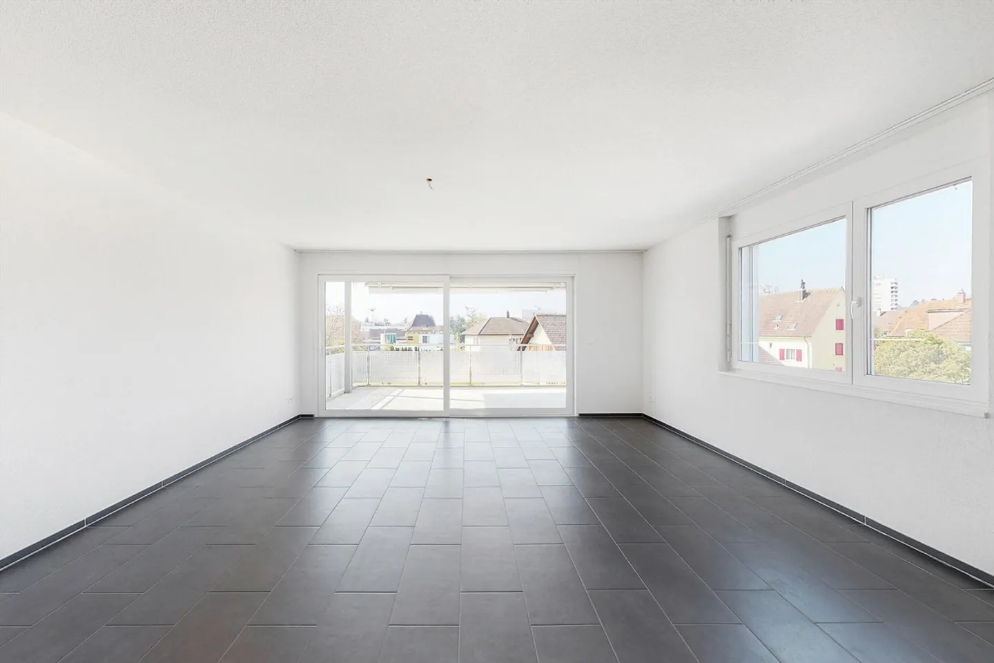 Apartment for rent - Photo 5 of 12