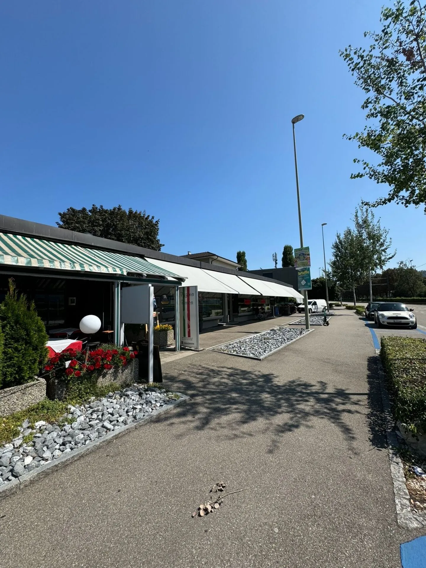 Place de parking au cœur de Muttenz - Photo 1 sur 1