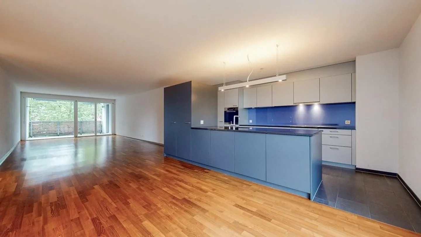 La vostra casa del benessere con fascino, luce e posizione perfetta - Foto 3 di 9