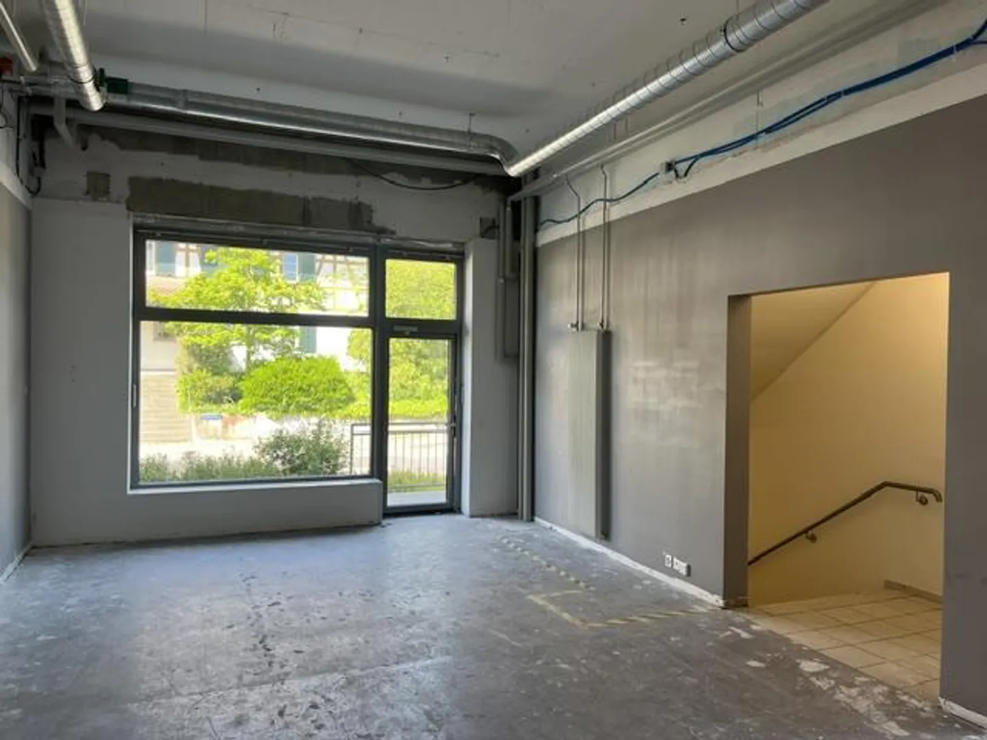 Votre nouveau lieu d'affaires au cœur de Dielsdorf - Photo 3 sur 5