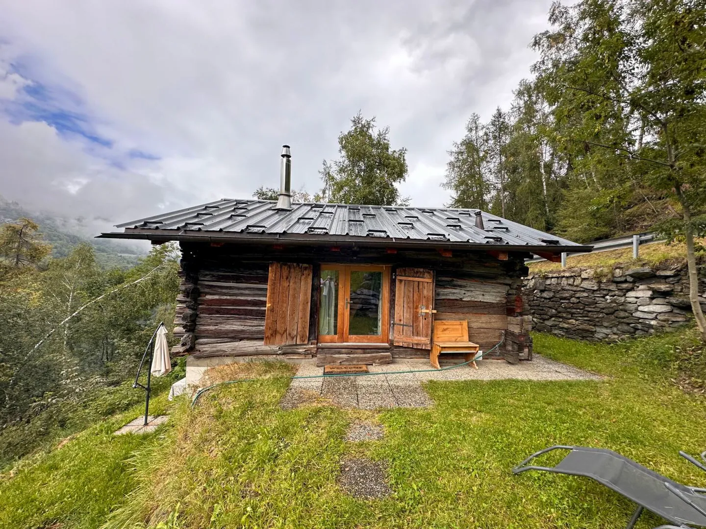 Chalet 2.5 Rooms - Photo 1 of 8