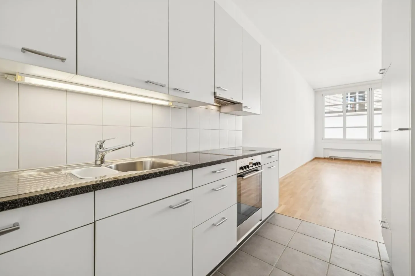 Geräumige Wohnung im Stadtzentrum - Foto 2 von 12