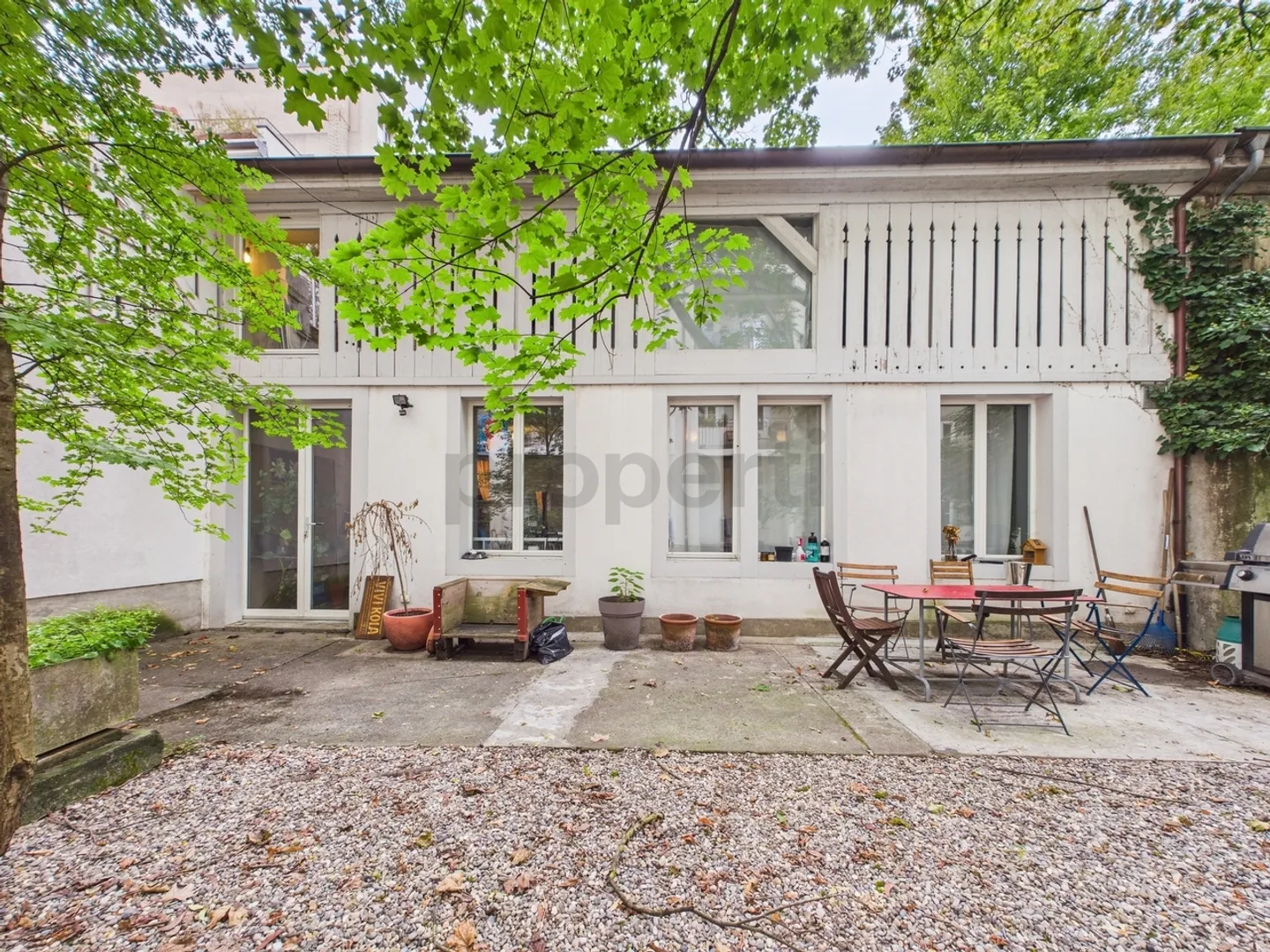 Charmantes und historisches Hinterhaus in Basel - Foto 1 von 11