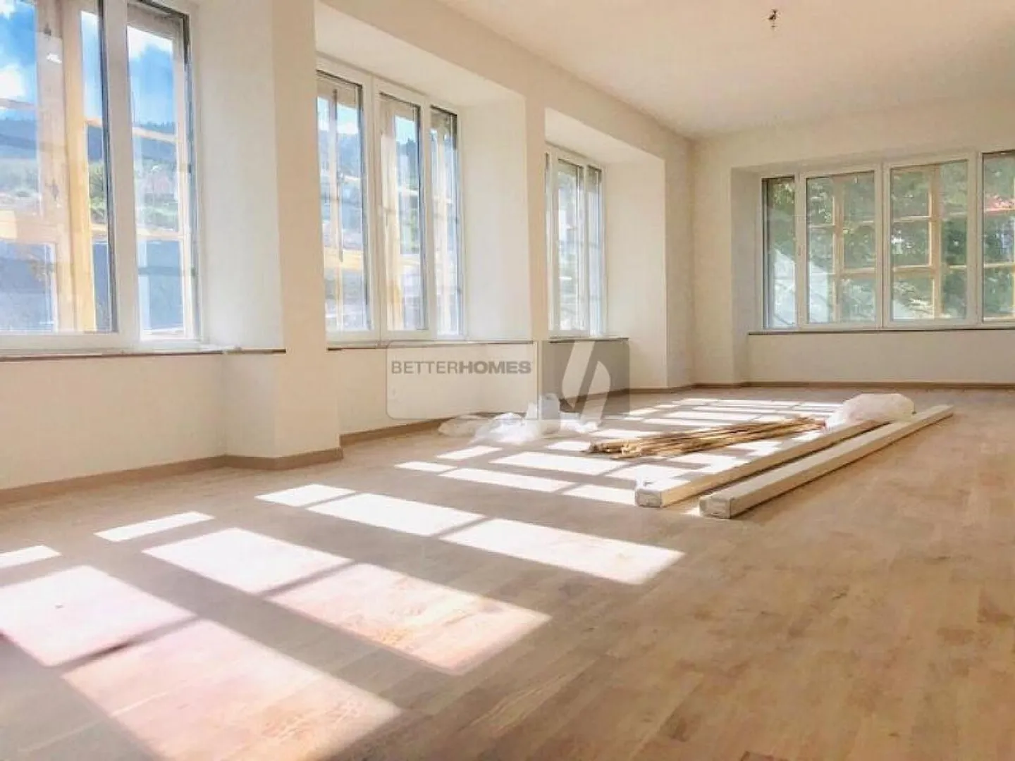 Appartement moderne au bord de la rivière - Photo 1 sur 5