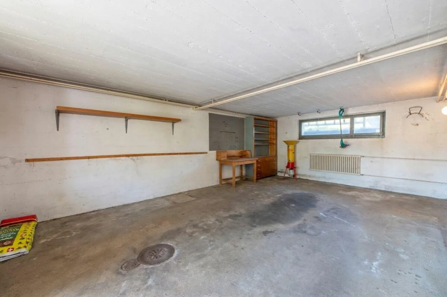 Vista Panoramica, terreno di 1'795 m² e casa unifamiliare di 7,5 stanze con potenziale straordinario - Foto 14 di 26