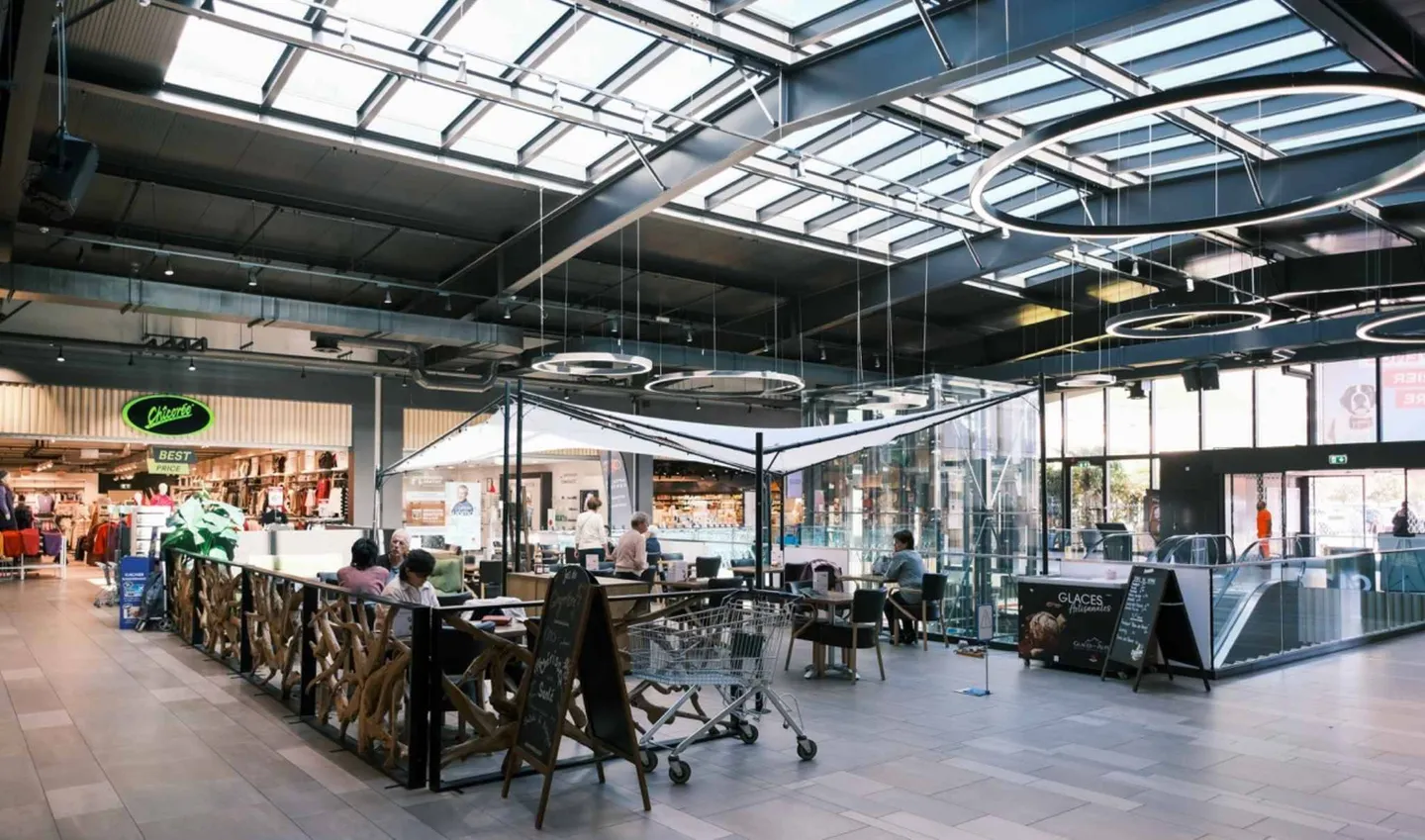 Magasin à louer - Photo 2 sur 6