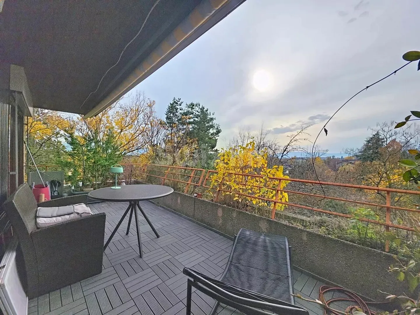 Geräumige 6-Zimmer-Wohnung im Herzen von Satigny - Foto 8 von 8