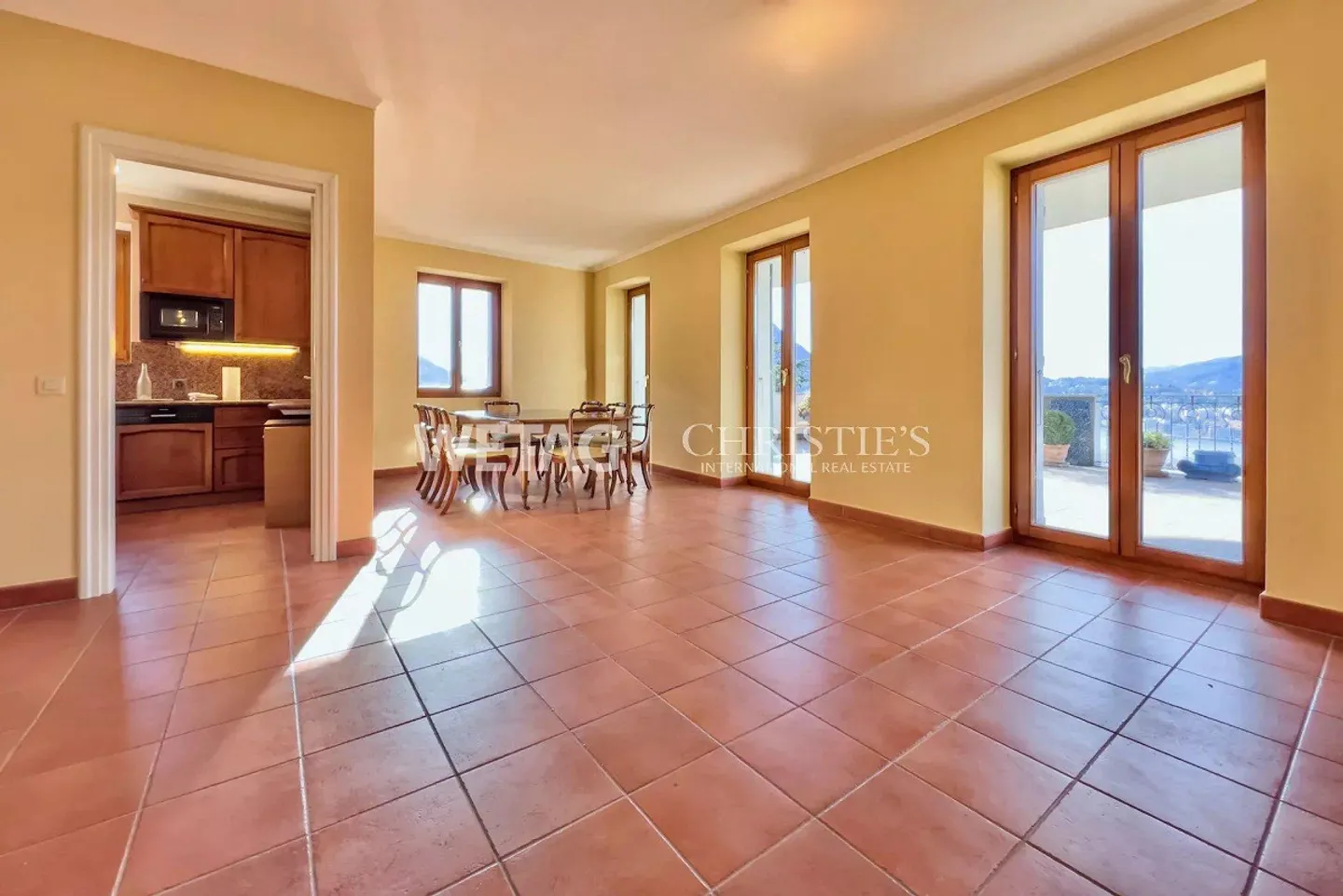 Ruvigliana : Appartement avec vue magnifique sur le lac et piscine à vendre - Photo 7 sur 10