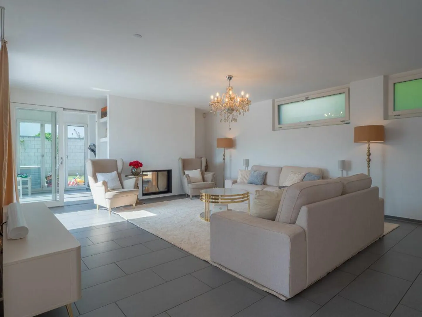 Occasione unica - villa indipendente 6.5 Z' con garage doppio e piscina - Foto 3 di 13