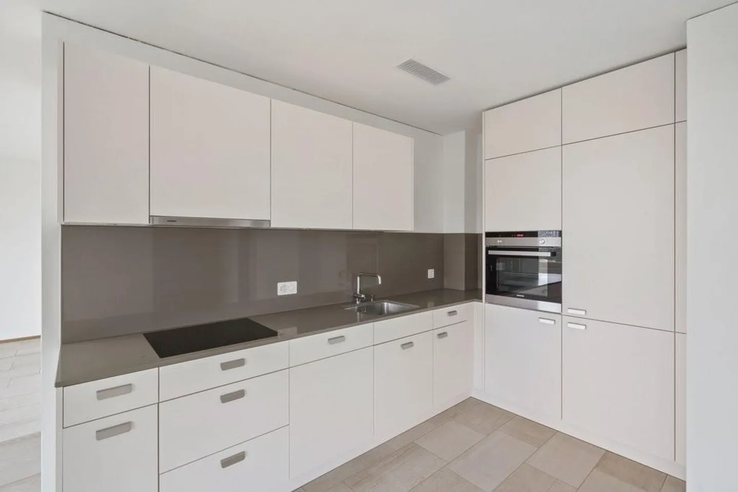 Modernes Apartment in Stettbach - Foto 3 von 9