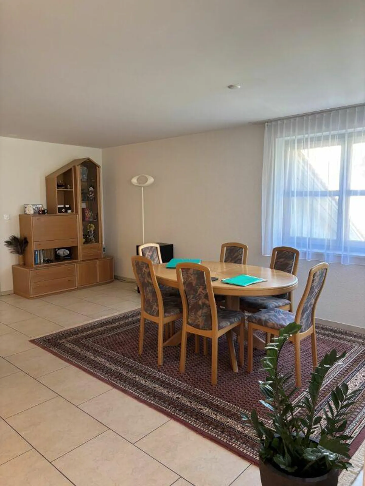 Charming 3.5-room apartment - Photo 3 of 10