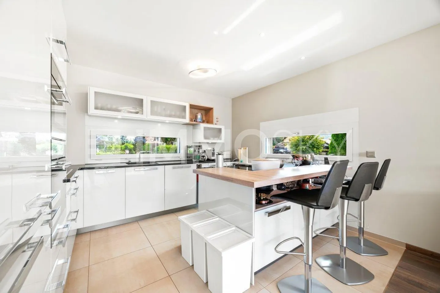 GIÀ RISERVATO! Casa indipendente moderna alle porte di Bulle! - Foto 2 di 5