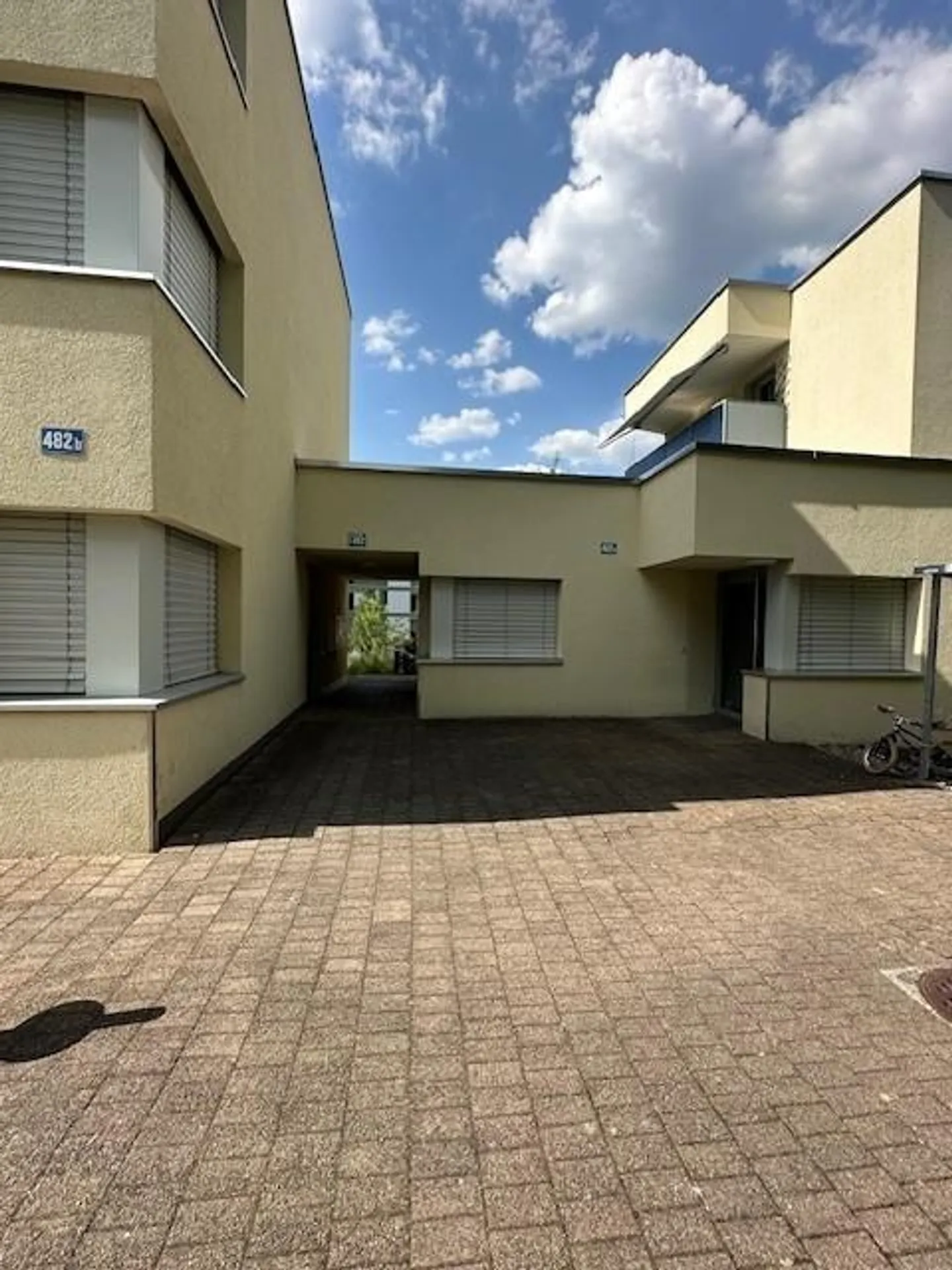 Appartement 3.5 pièces récemment rénové à Zurich - Photo 1 sur 13