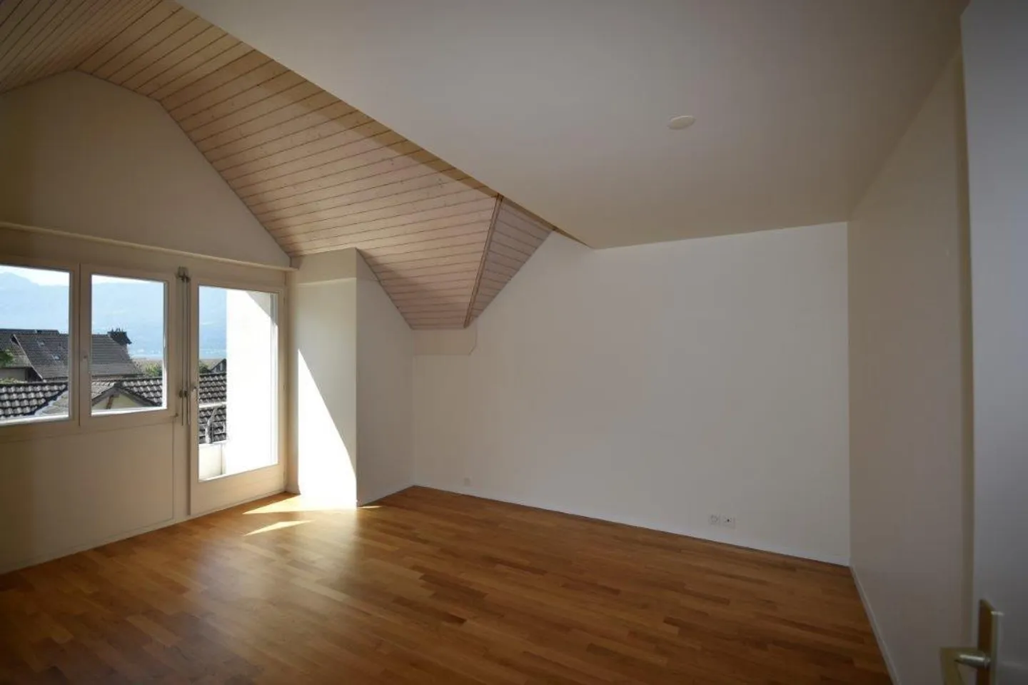 Charmante Maisonette mit Terrasse - Foto 4 von 9