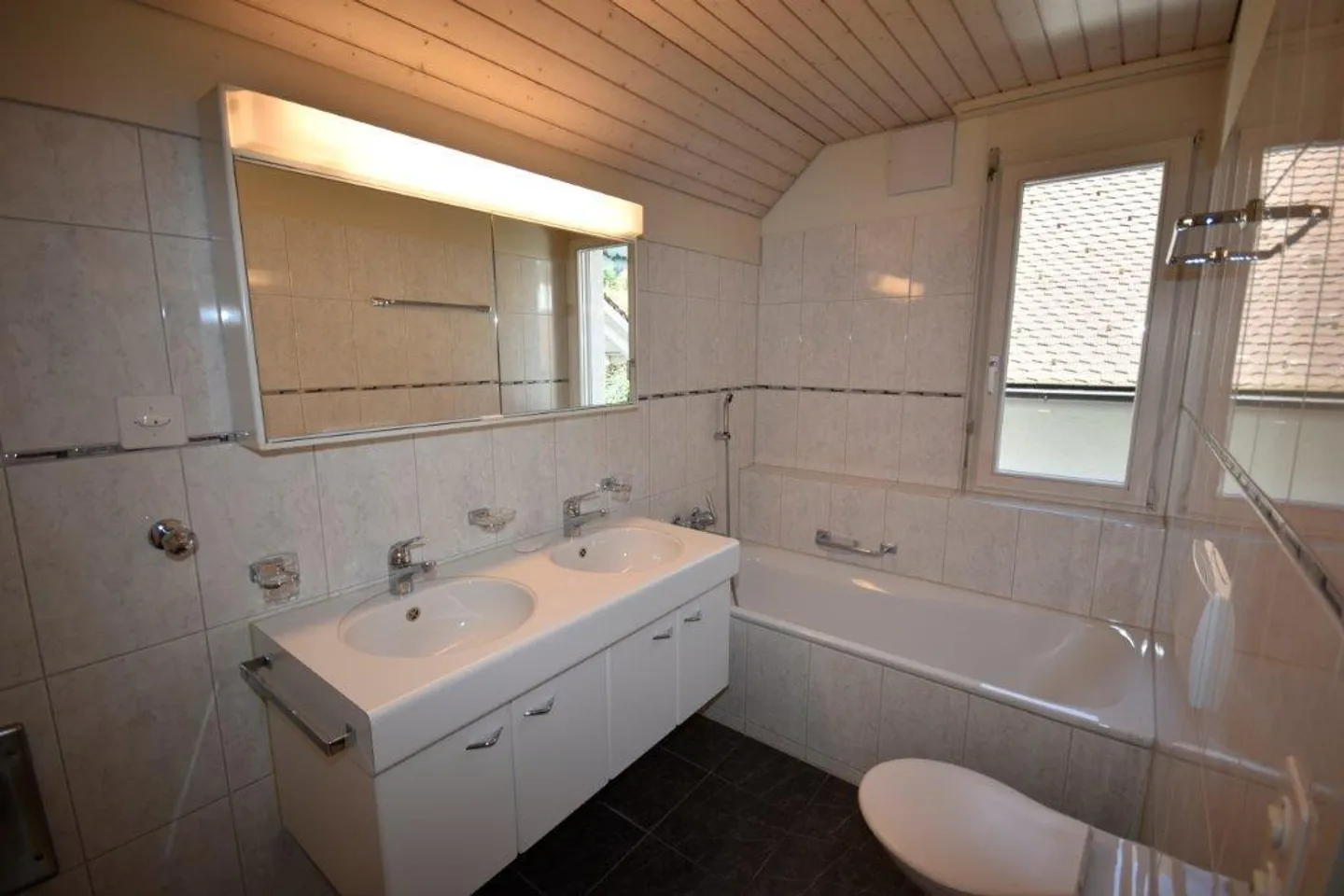 Charmante Maisonette mit Terrasse - Foto 8 von 9