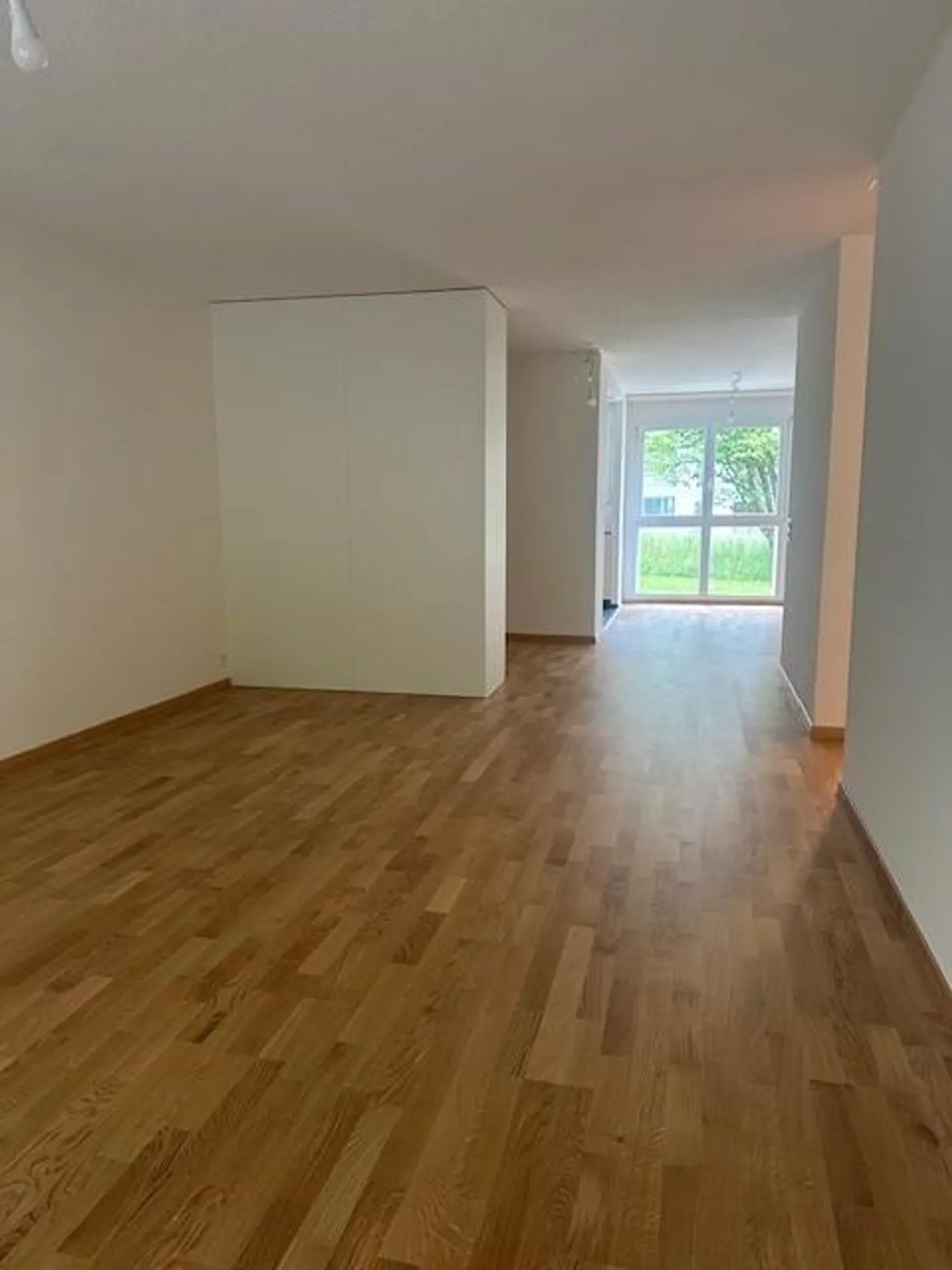 Appartement 3.5 pièces récemment rénové à Zurich - Photo 4 sur 13