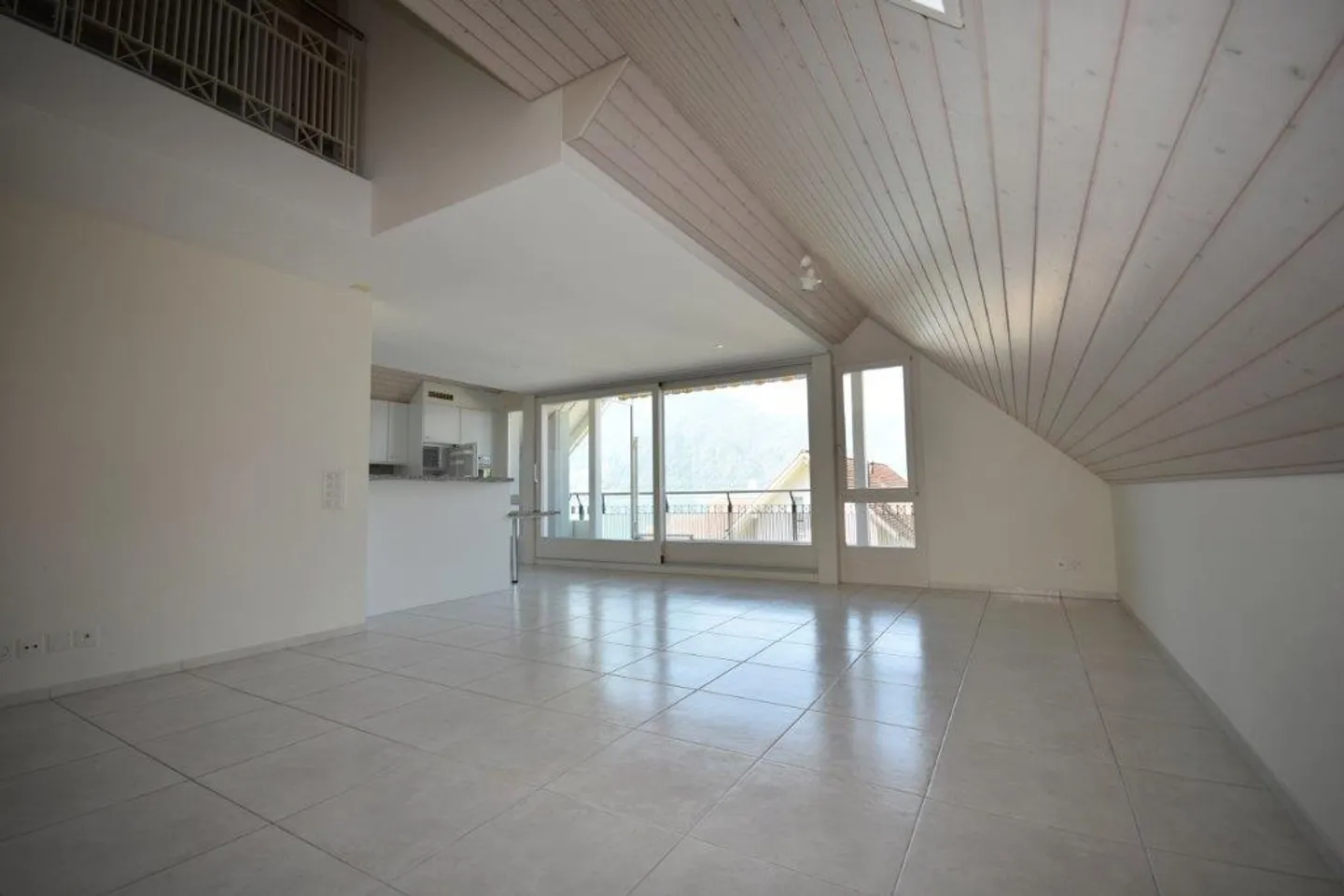 Charmante Maisonette mit Terrasse - Foto 1 von 9