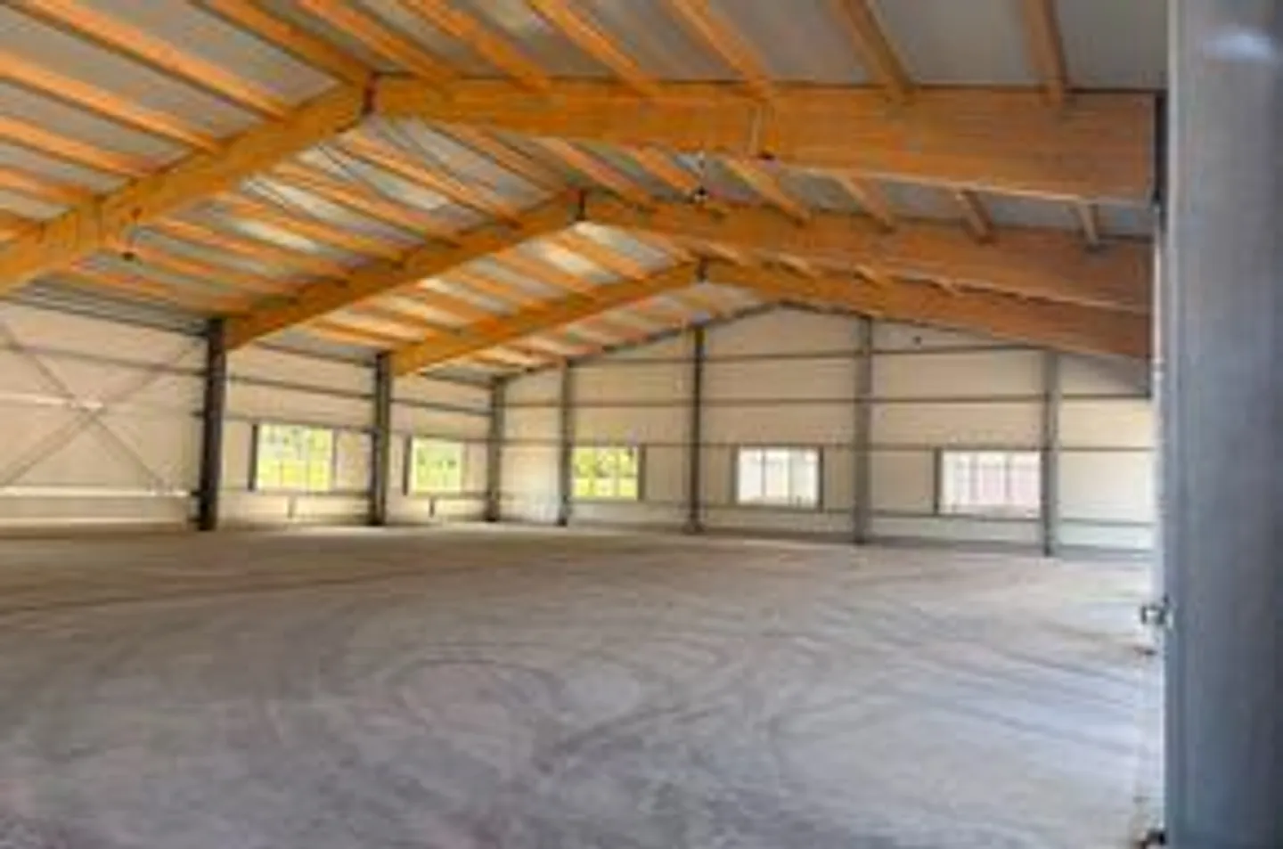 Boxes commerciaux Salle de stockage 25 x 7m H4.5m - Photo 3 sur 4