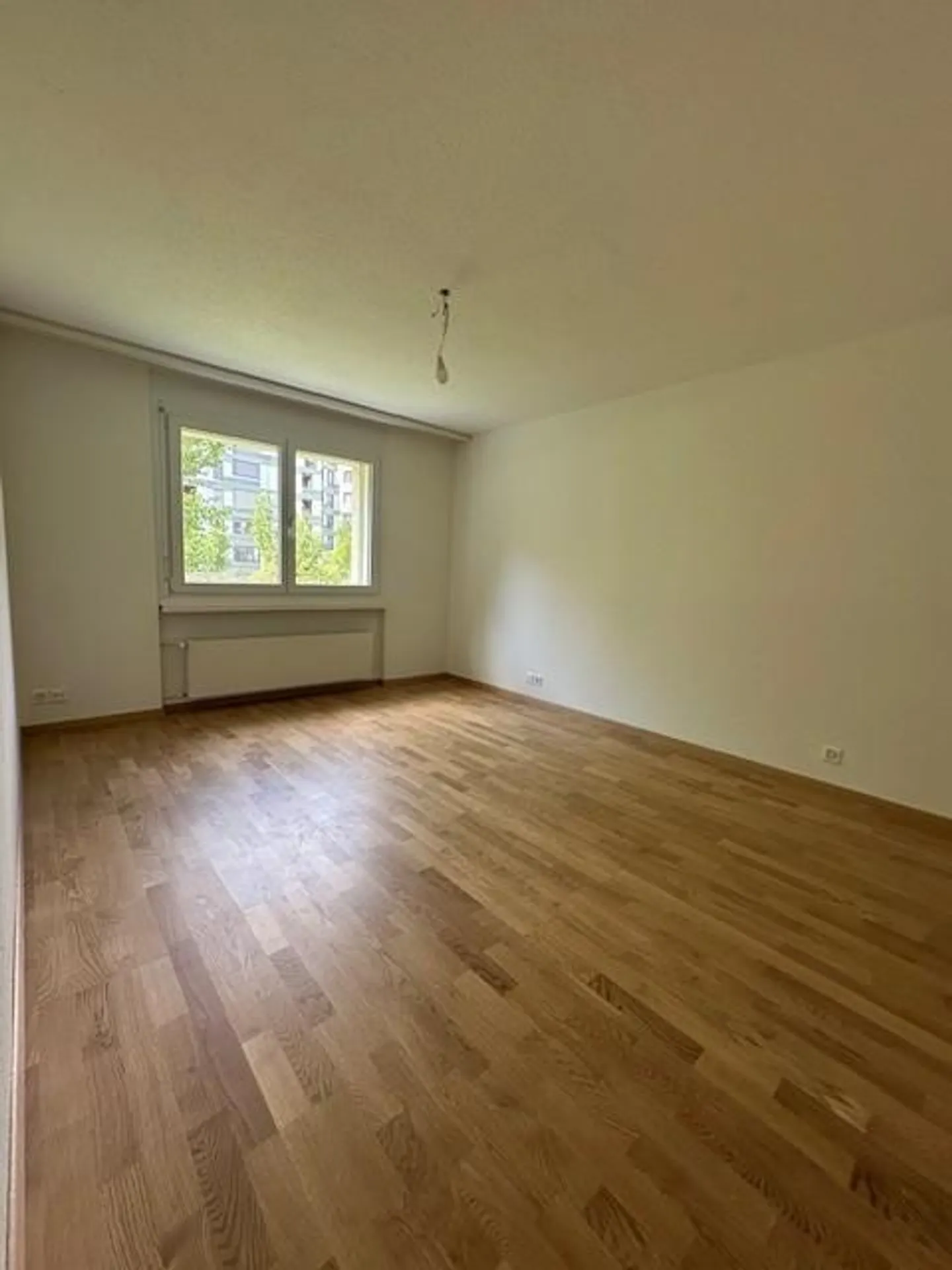 Appartement 3.5 pièces récemment rénové à Zurich - Photo 7 sur 13