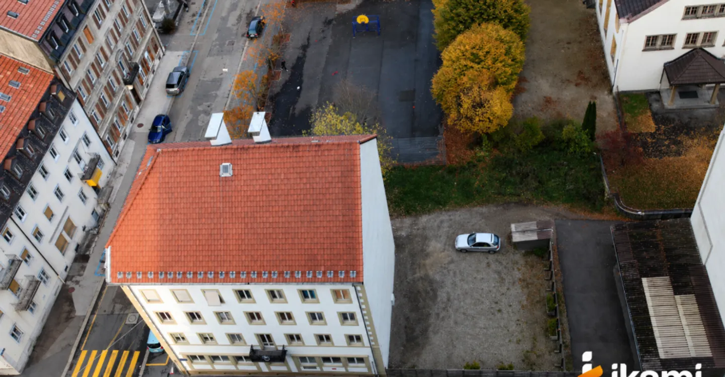 Edificio misto - Foto 1 di 4